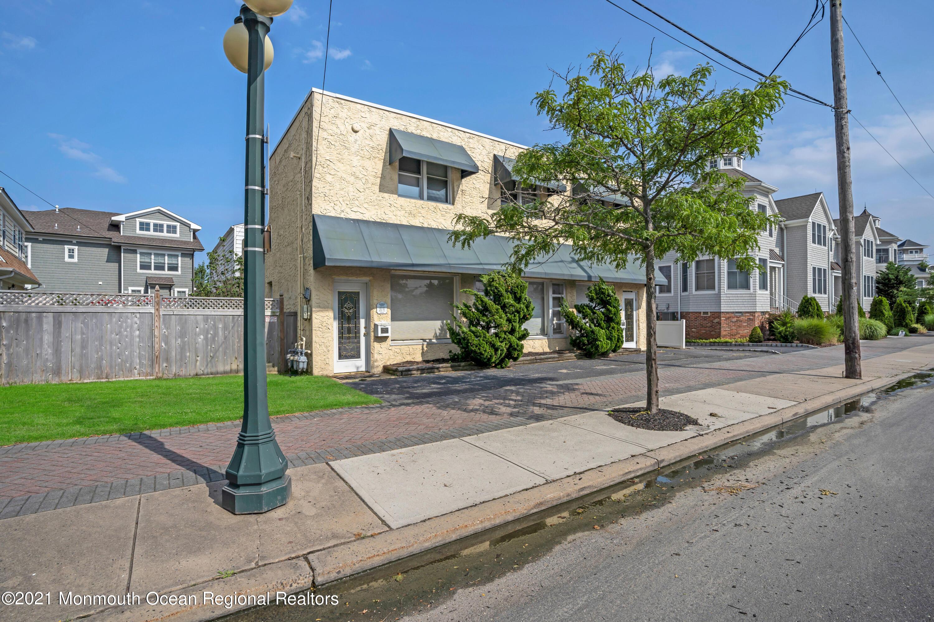 Photo of 40 Main Street, Avon-by-the-sea NJ 07717