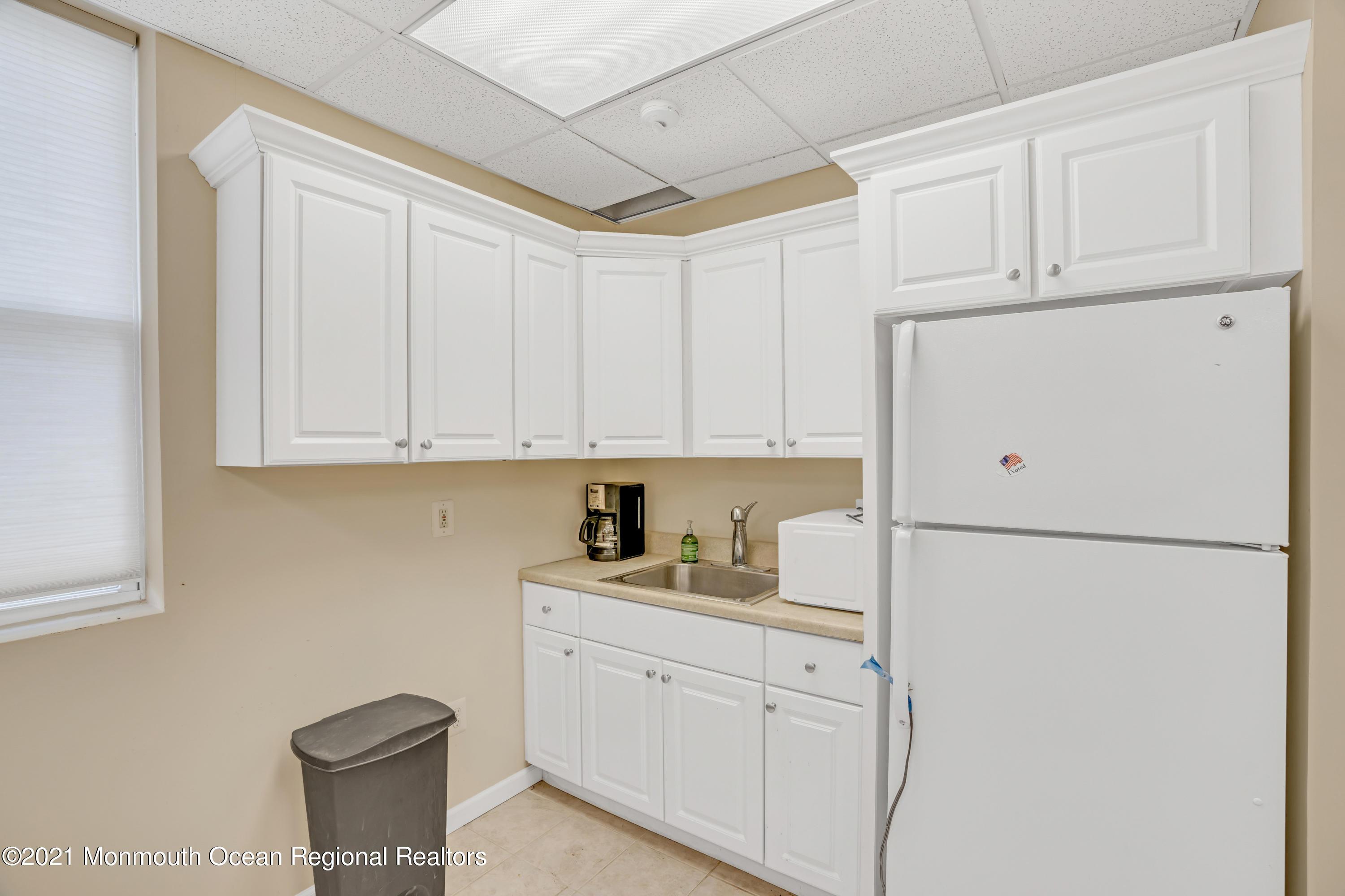 Photo of 40 Main Street, Avon-by-the-sea NJ 07717