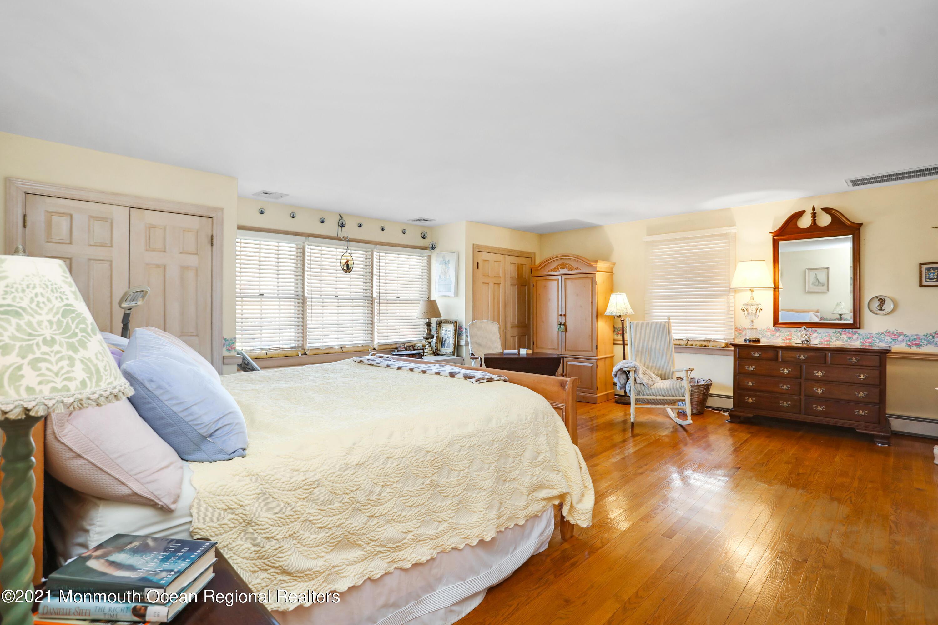 Photo of 802 7th Avenue, Sea Girt NJ 08750