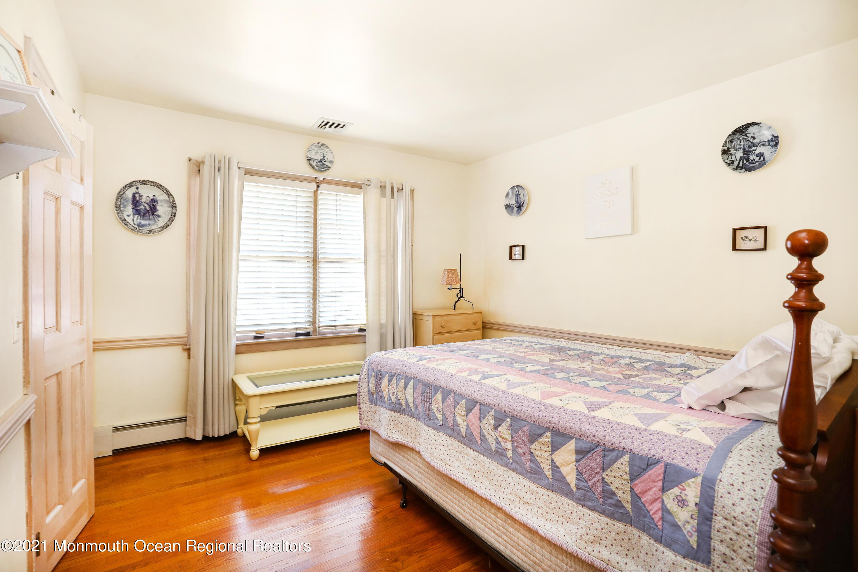 Photo of 802 7th Avenue, Sea Girt NJ 08750