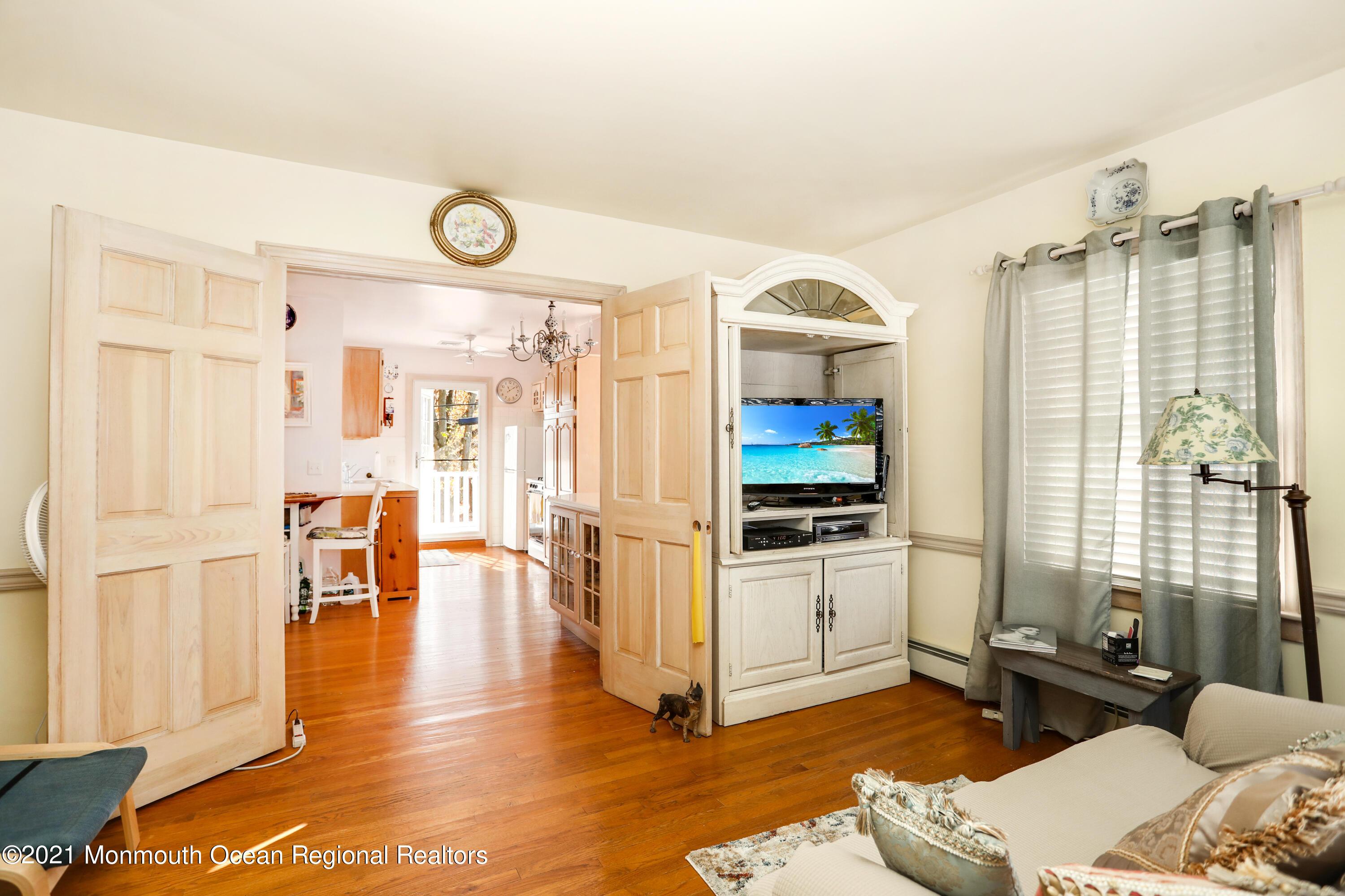 Photo of 802 7th Avenue, Sea Girt NJ 08750