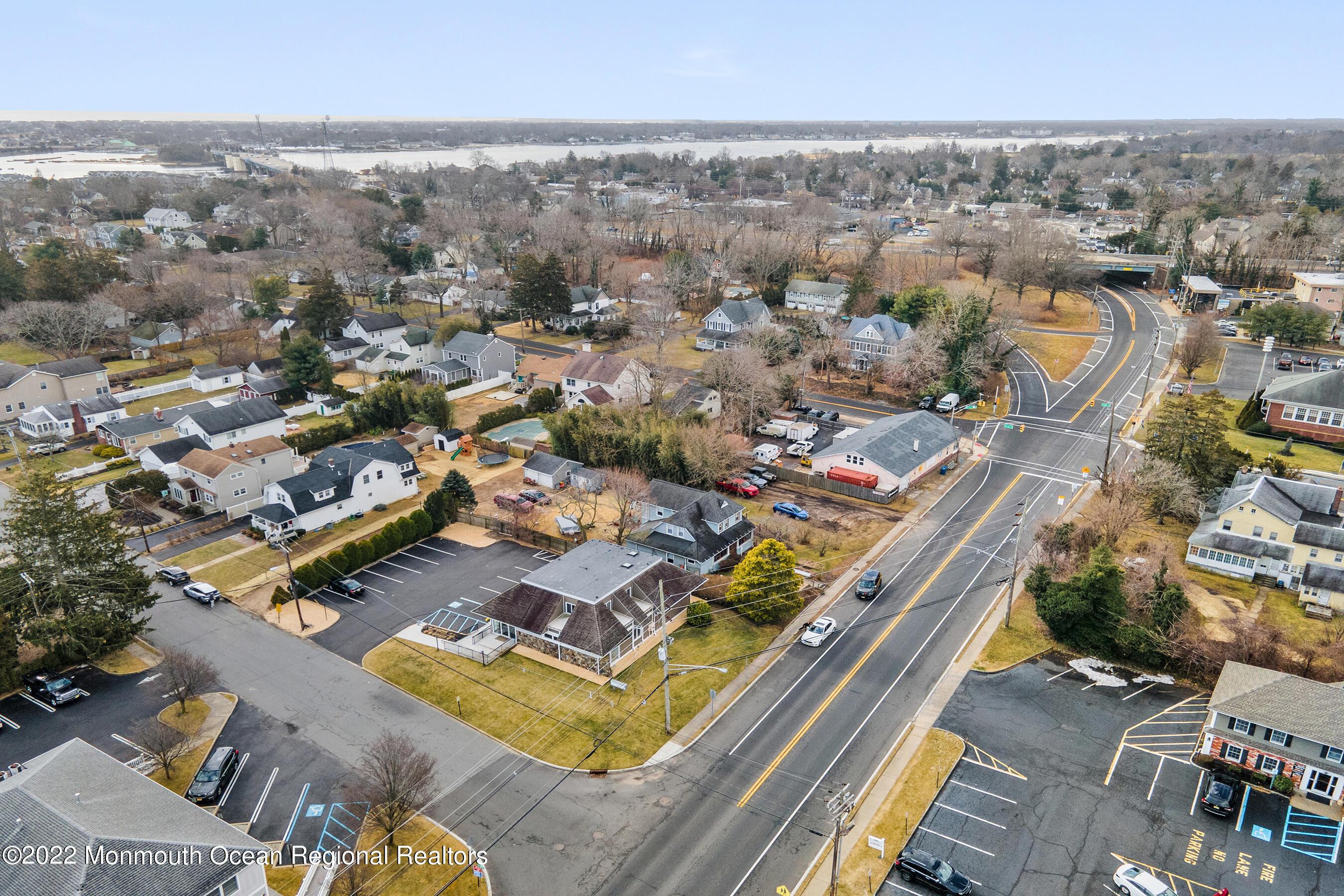 Photo of 608 Union Avenue, Brielle NJ 08730