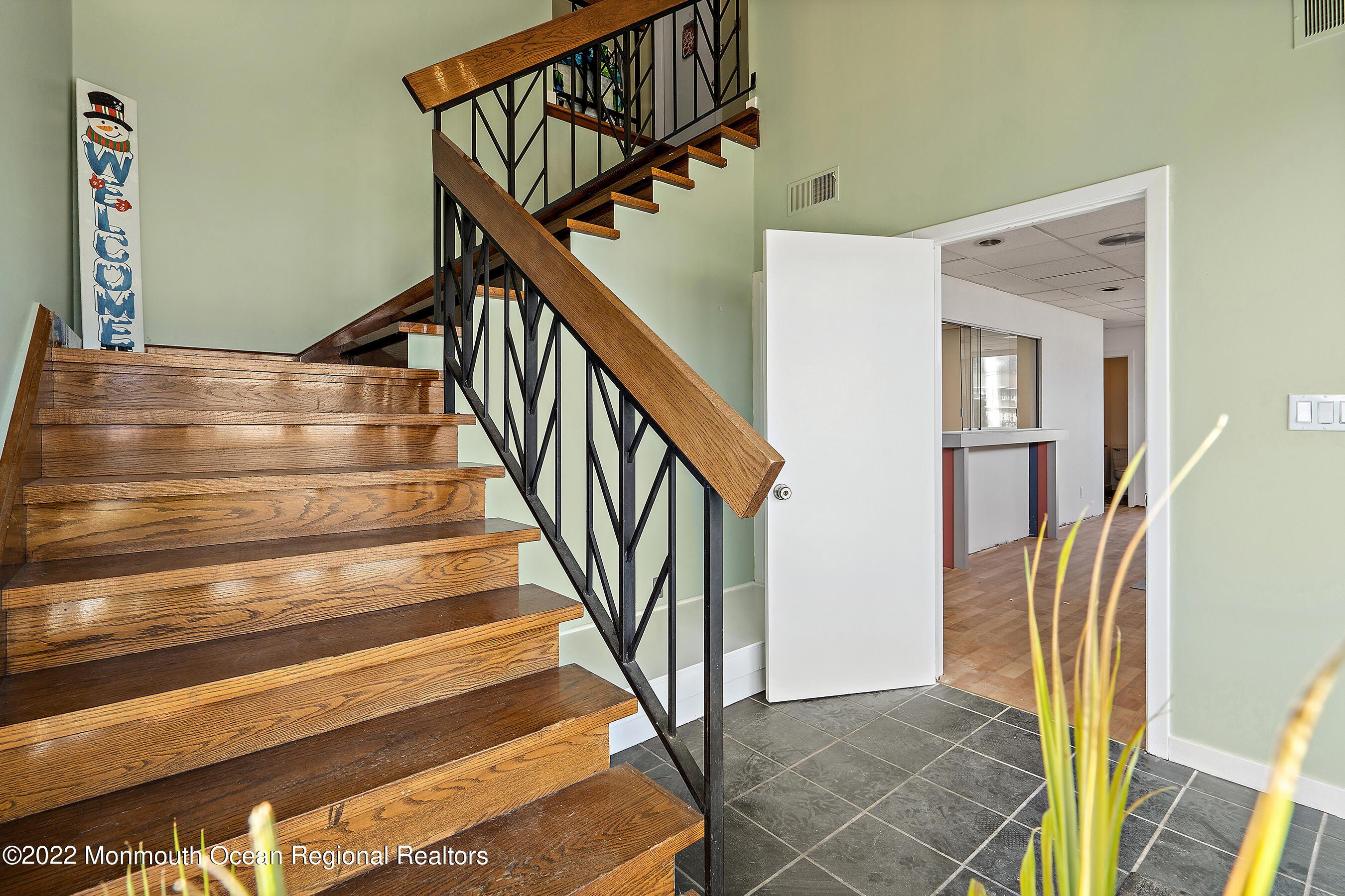 Photo of 608 Union Avenue, Brielle NJ 08730