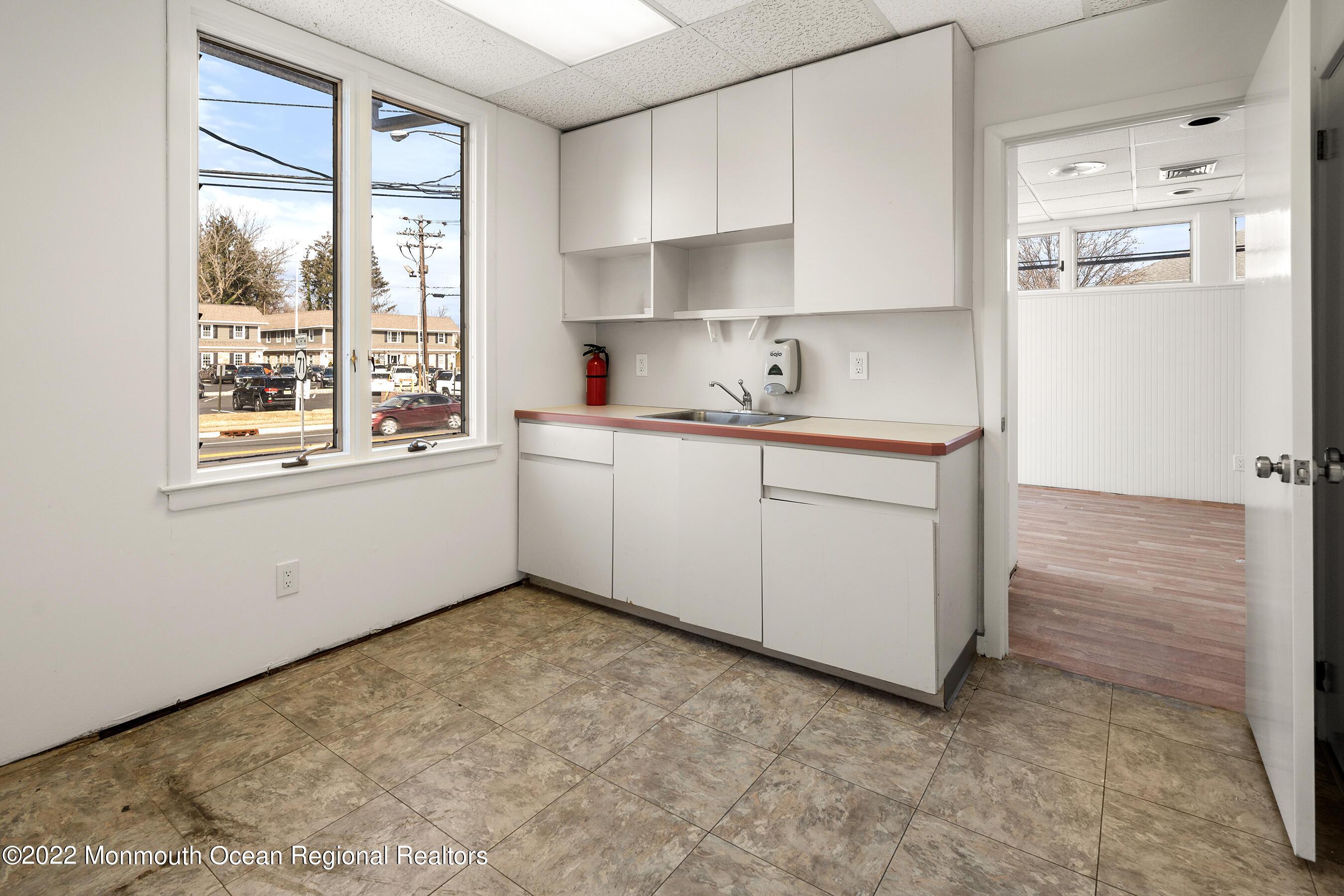 Photo of 608 Union Avenue, Brielle NJ 08730