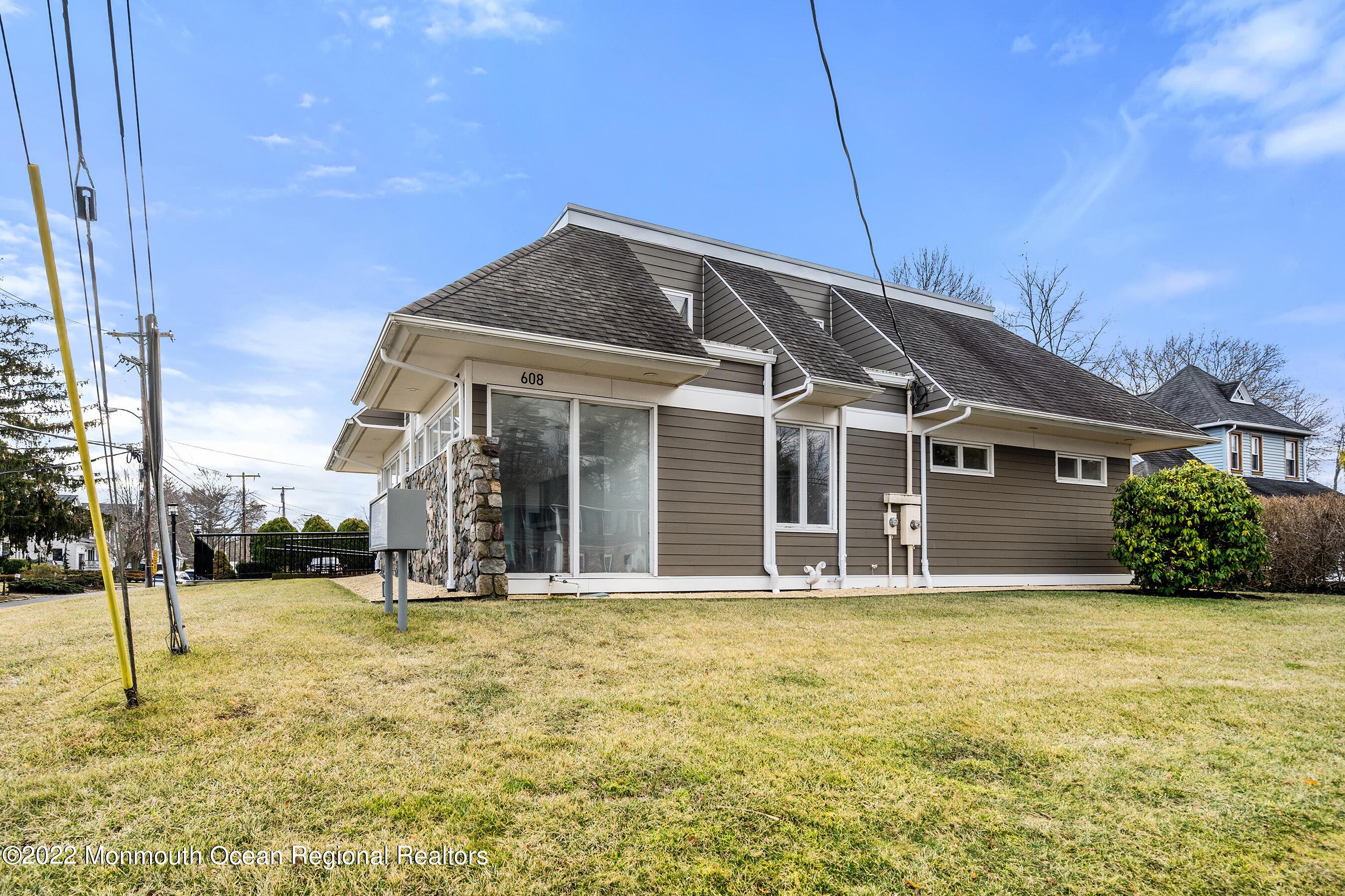 Photo of 608 Union Avenue, Brielle NJ 08730