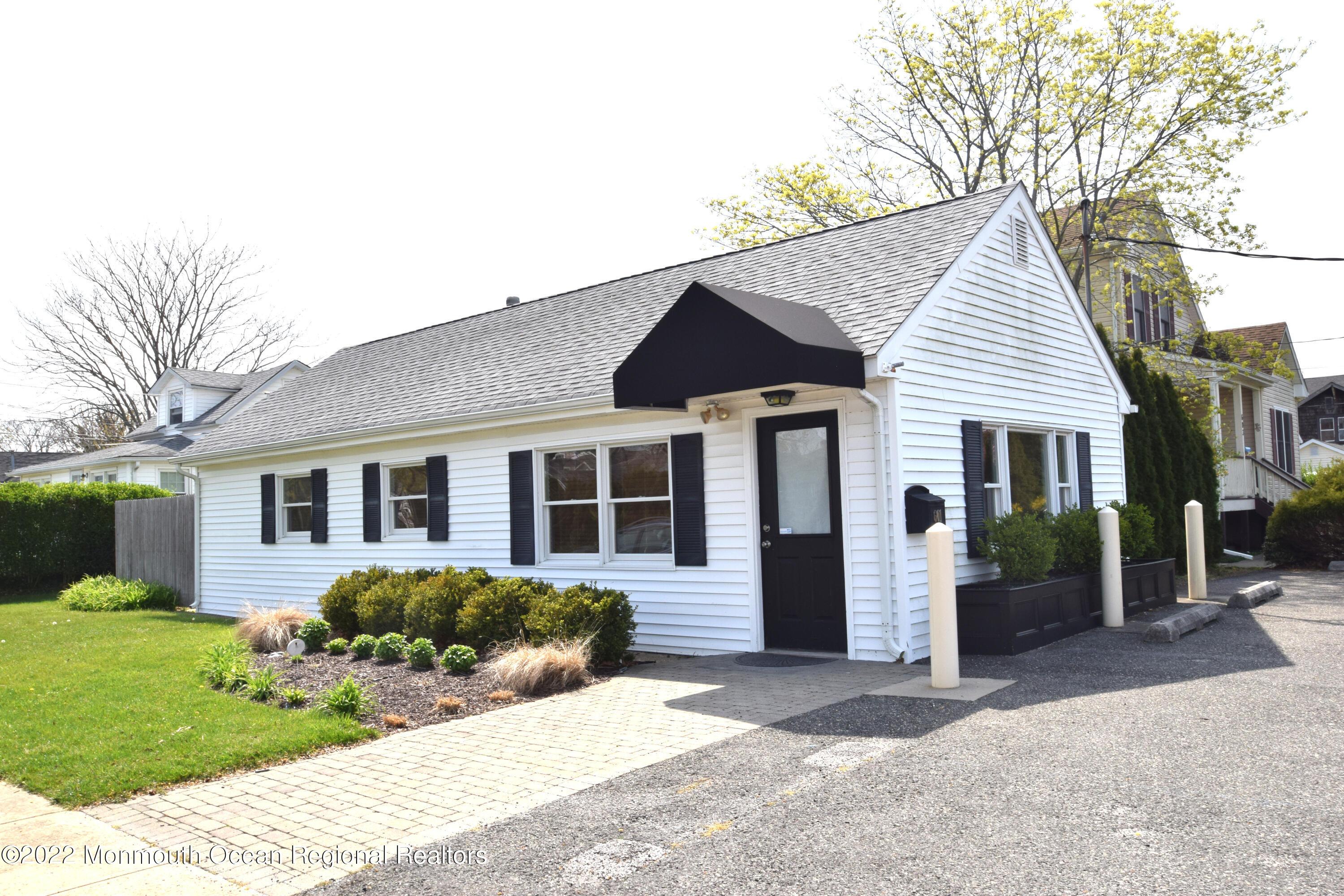 Image of 601 Warren Avenue, Spring Lake Heights NJ 07762