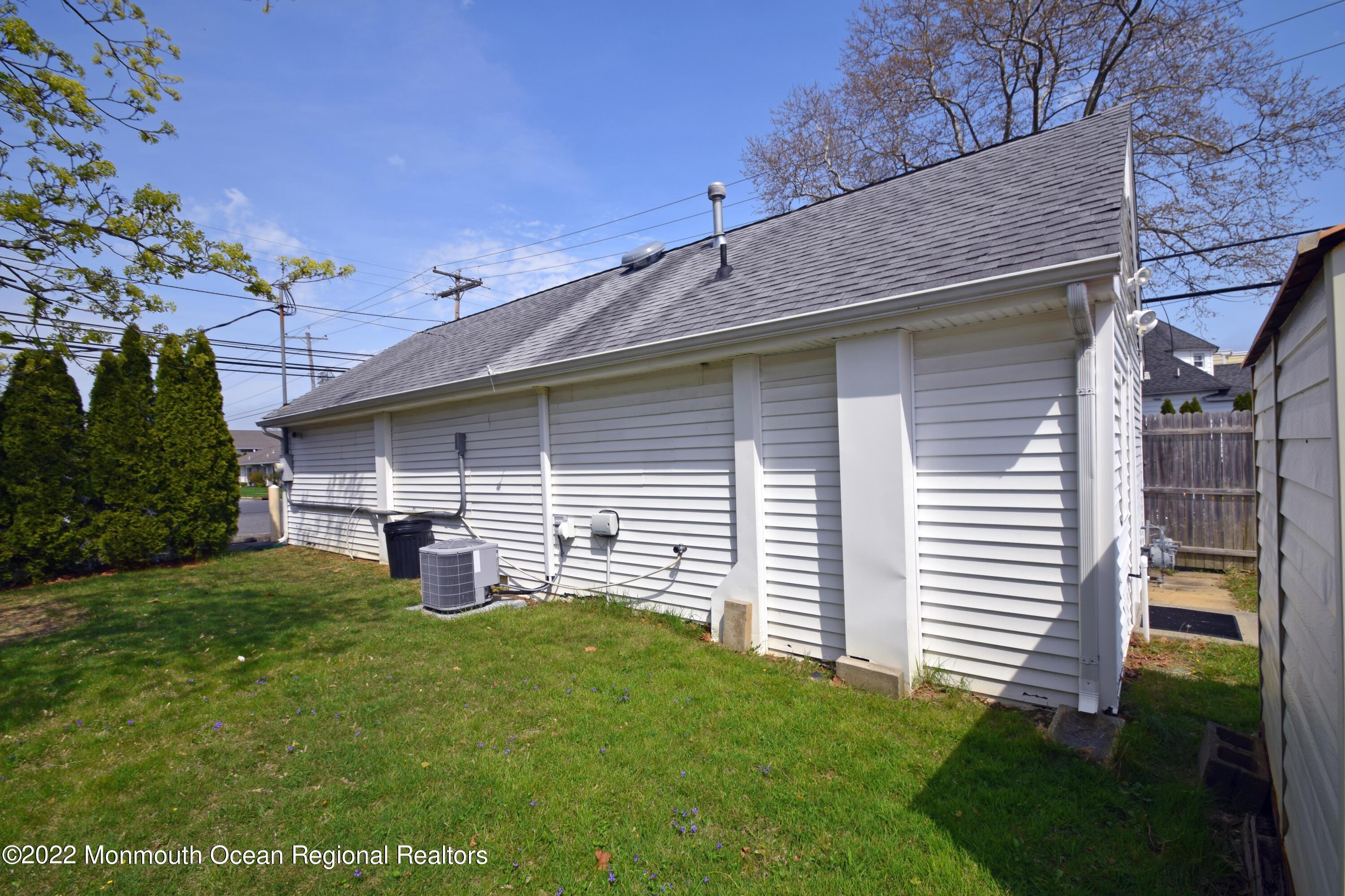 Photo of 601 Warren Avenue, Spring Lake Heights NJ 07762