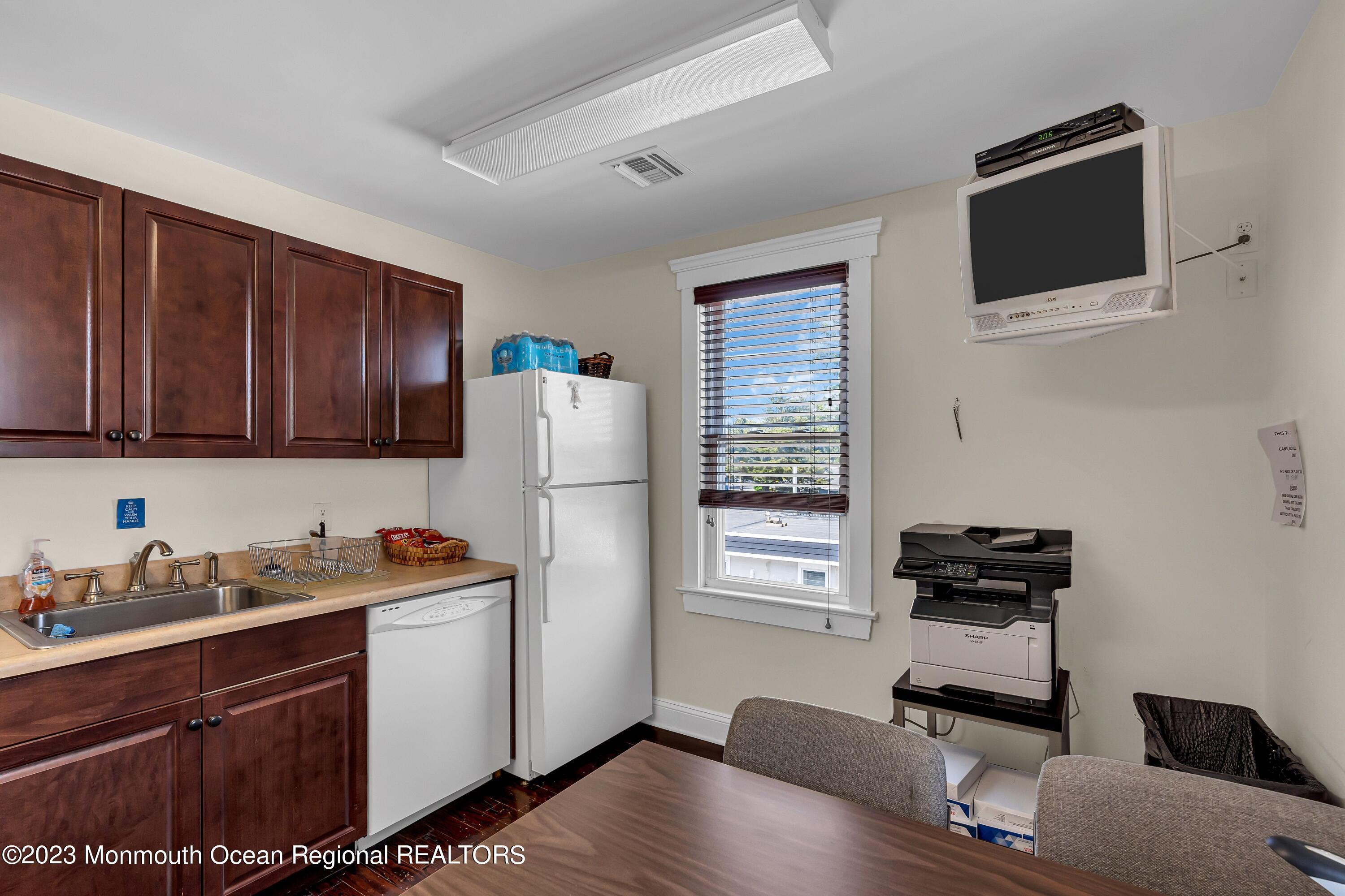 Photo of 503 Union Avenue, Brielle NJ 08730