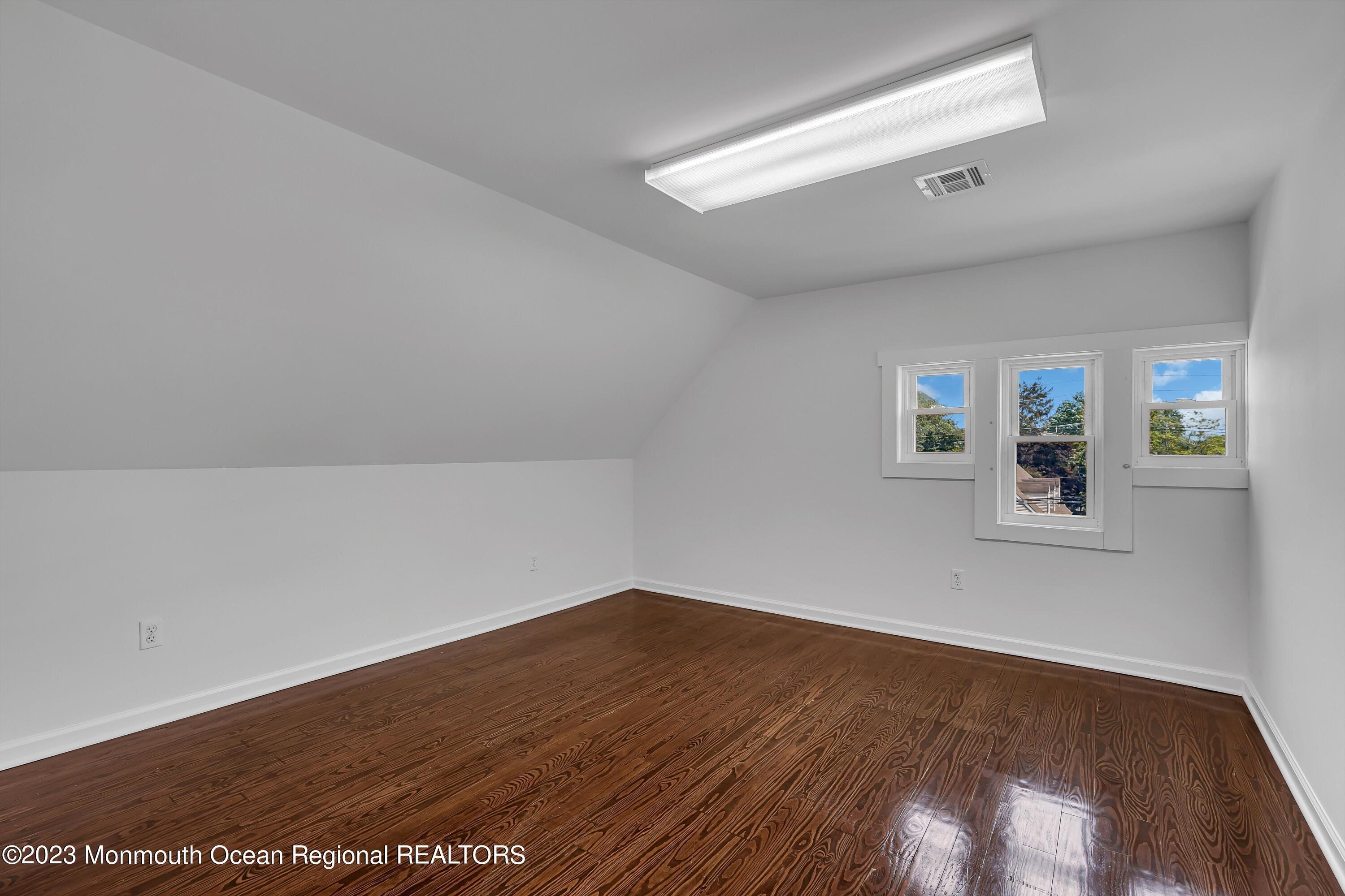 Photo of 503 Union Avenue, Brielle NJ 08730