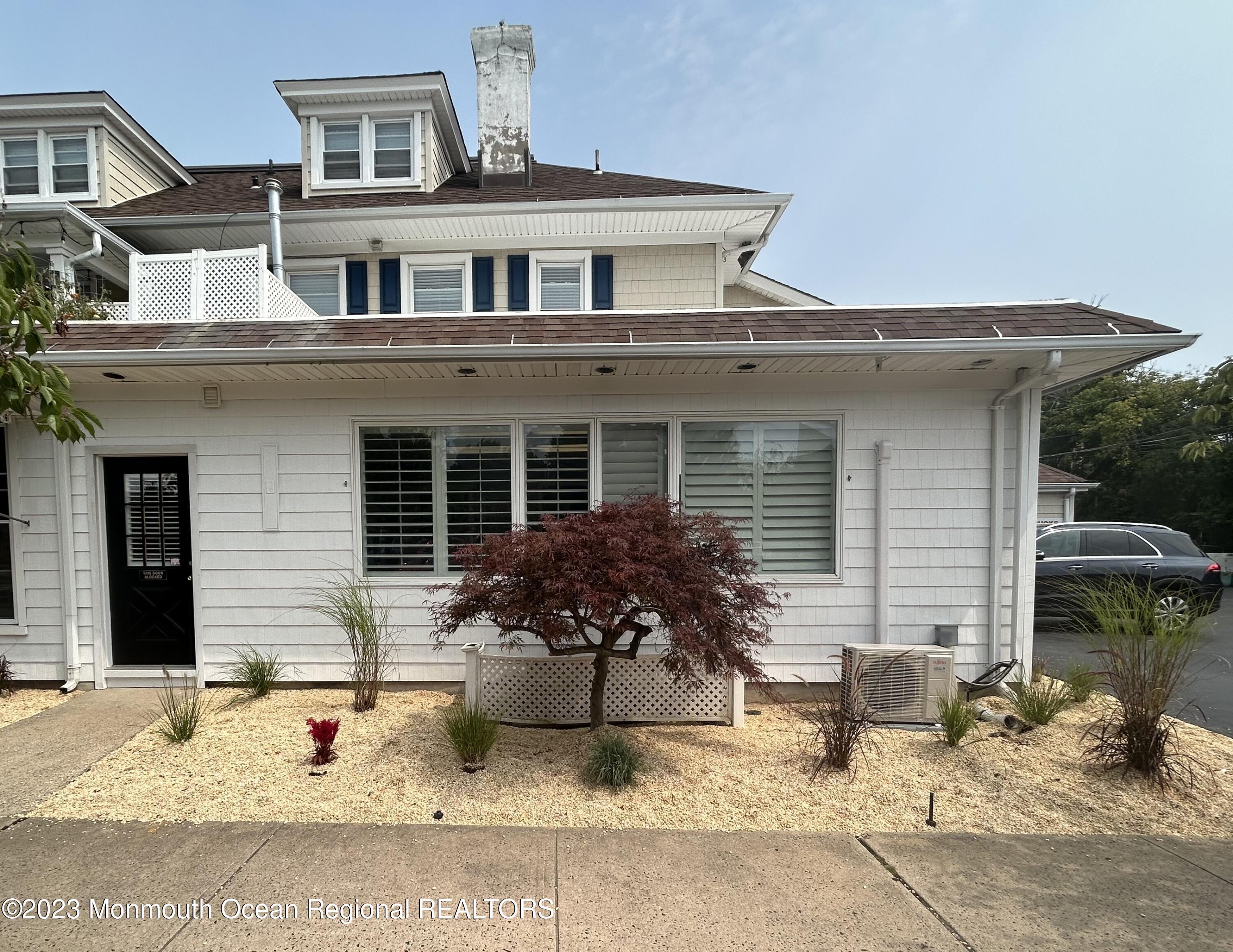 Image of 555 Washington Boulevard, Sea Girt NJ 08750
