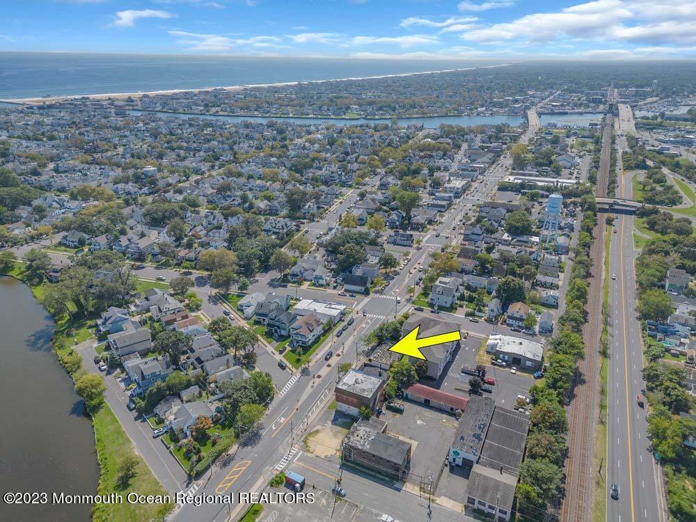 Photo of 711 Main Street, Avon-by-the-sea NJ 07717