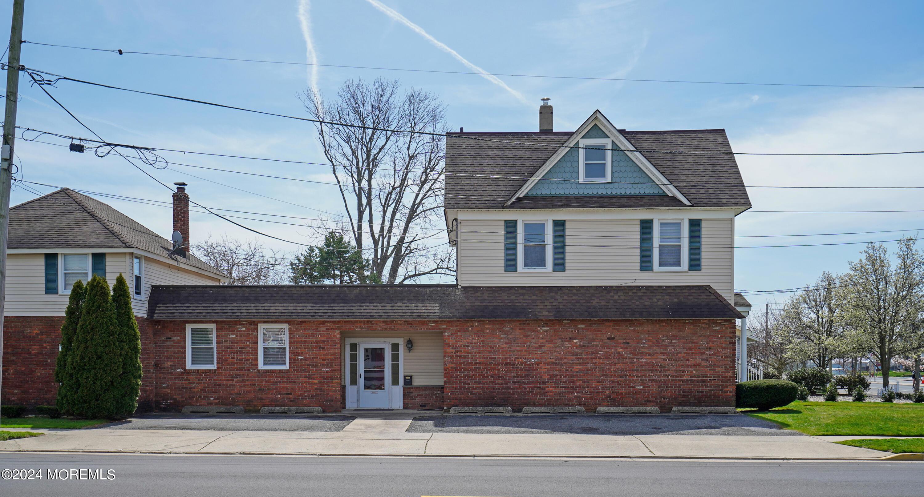 Office entrance is on Washington Ave
