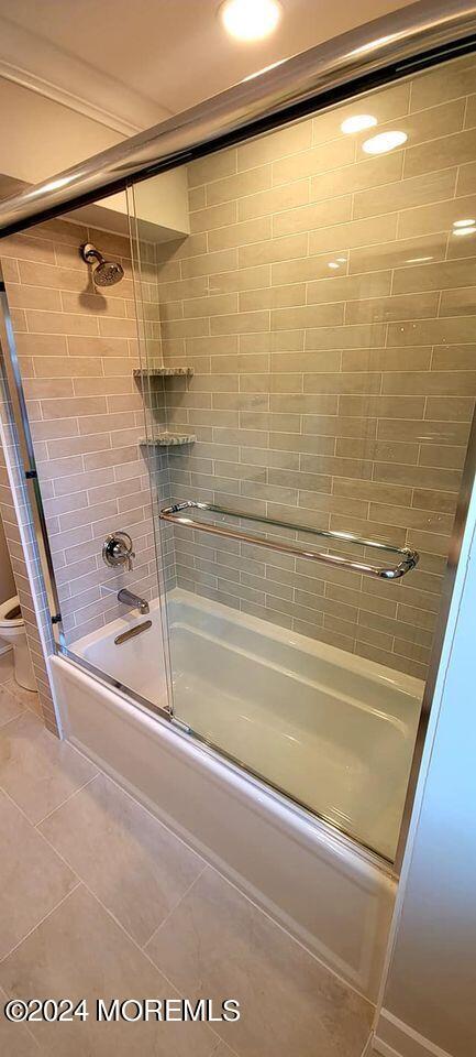 2nd Floor Main Bathroom Shower/Tub combo