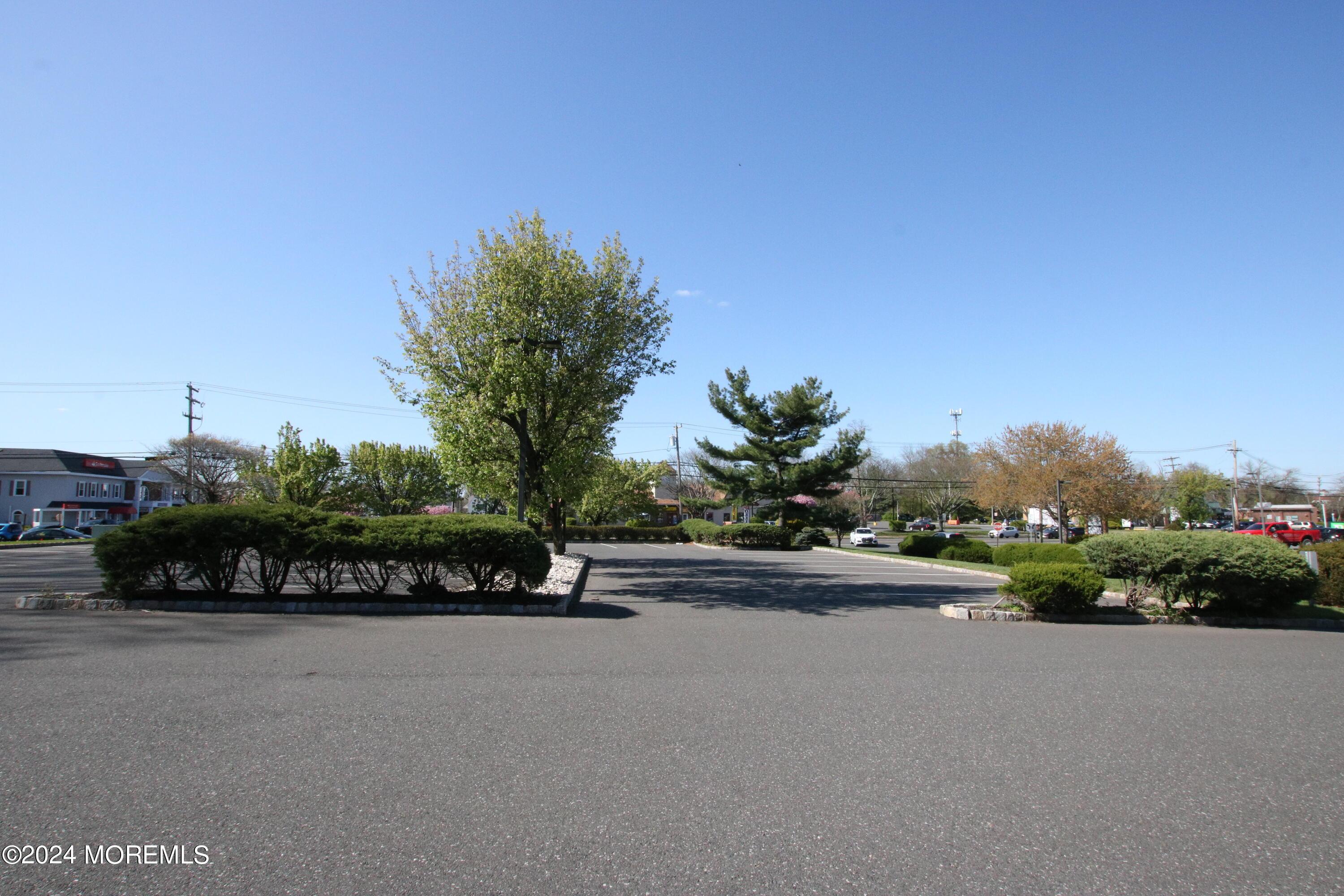 Ample parking, makes location easily accessible.