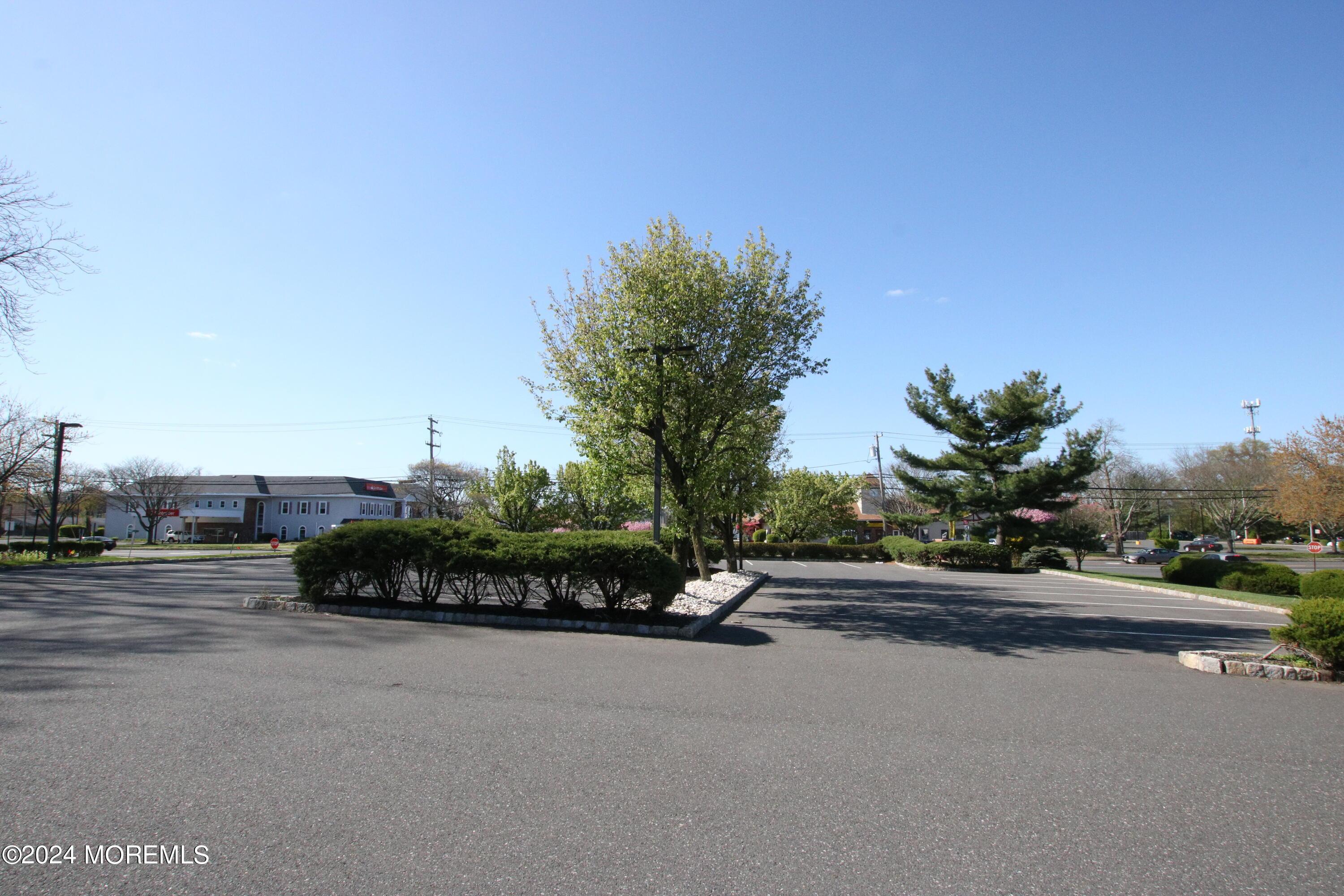 Ample parking, makes location easily accessible.