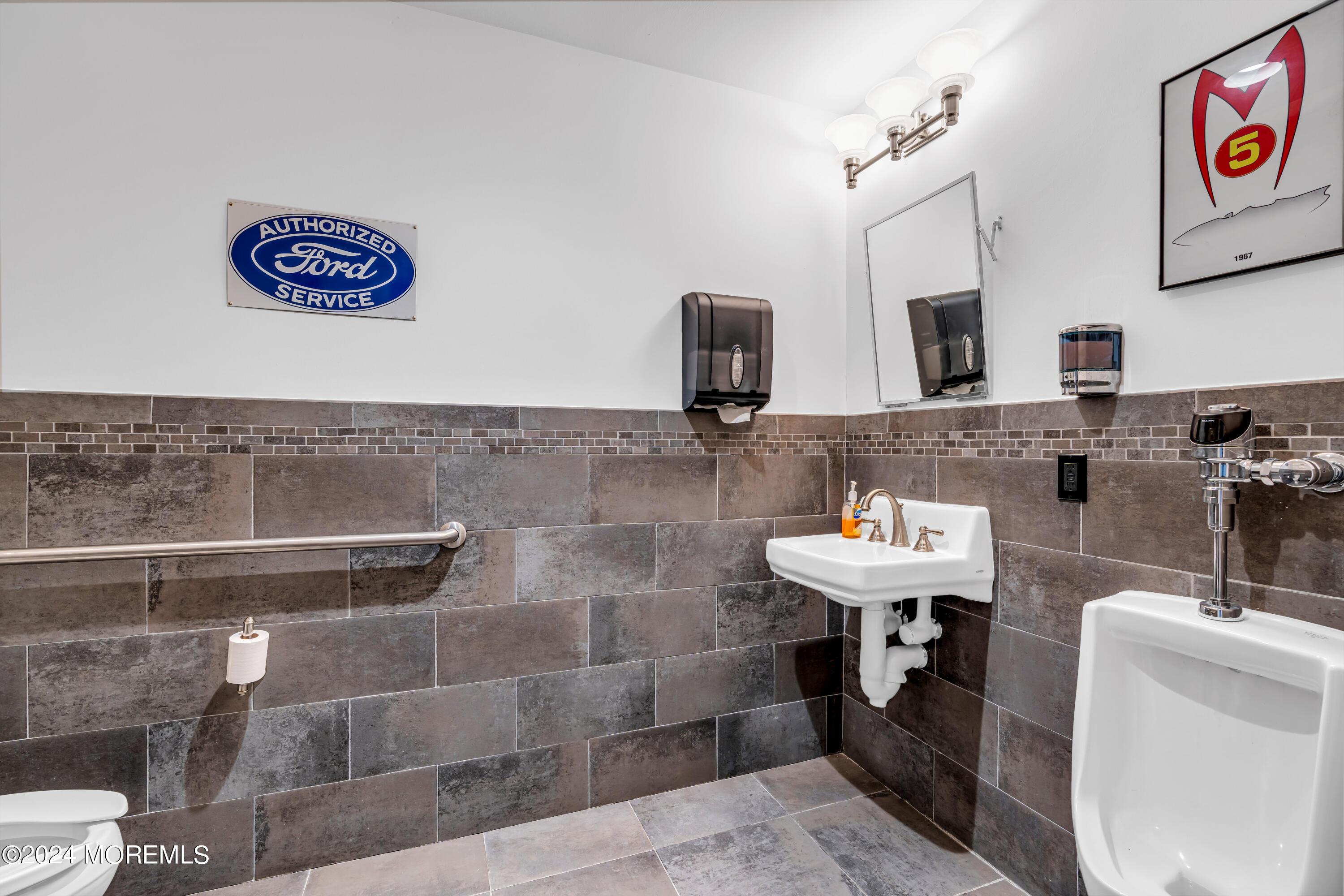 Photo of 1210 Kelly Lane, Wall NJ 07727