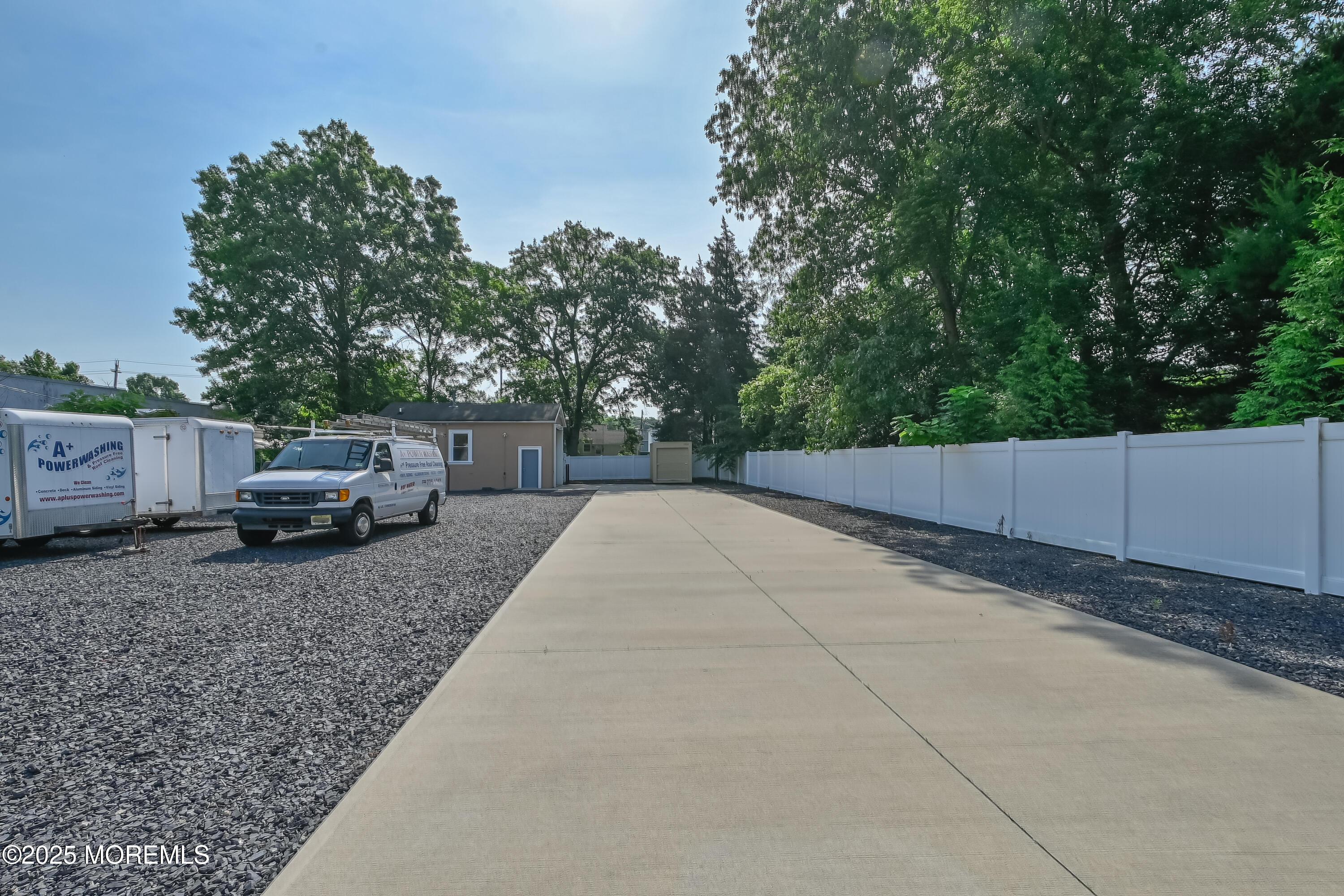 Image of 33 Bordentown Trail, Jamesburg NJ 08831