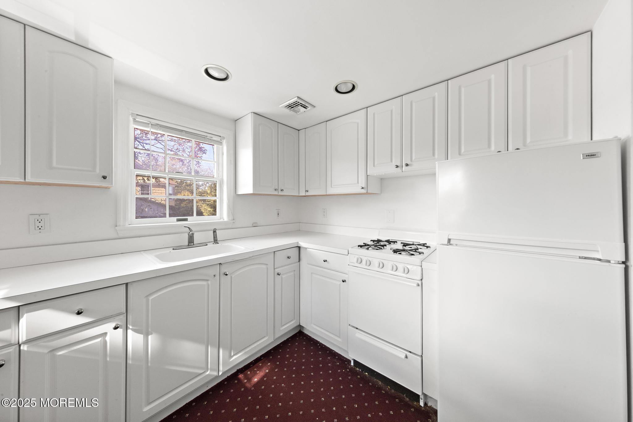 Photo of 549 Woodland Avenue, Brielle NJ 08730