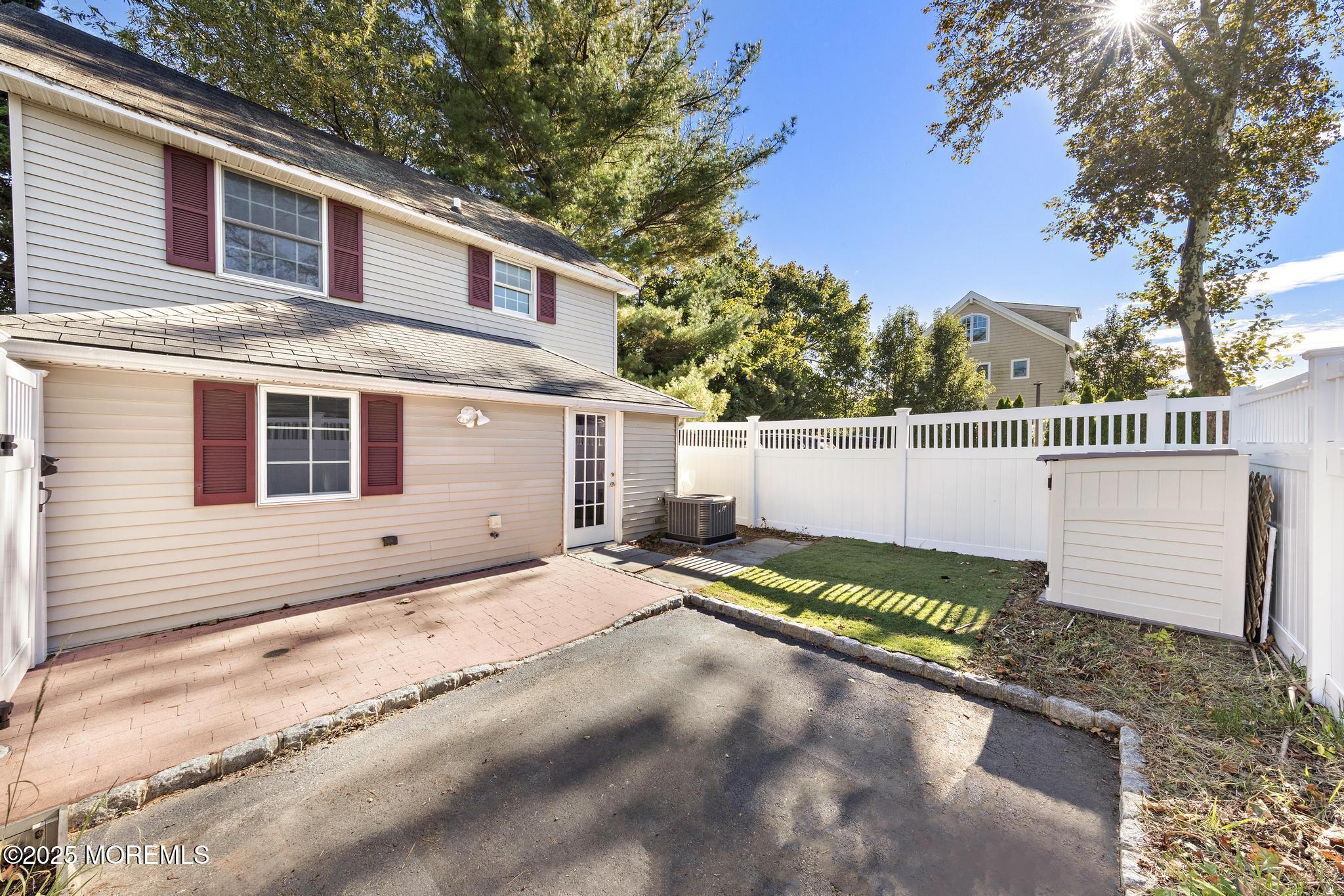 Photo of 549 Woodland Avenue, Brielle NJ 08730