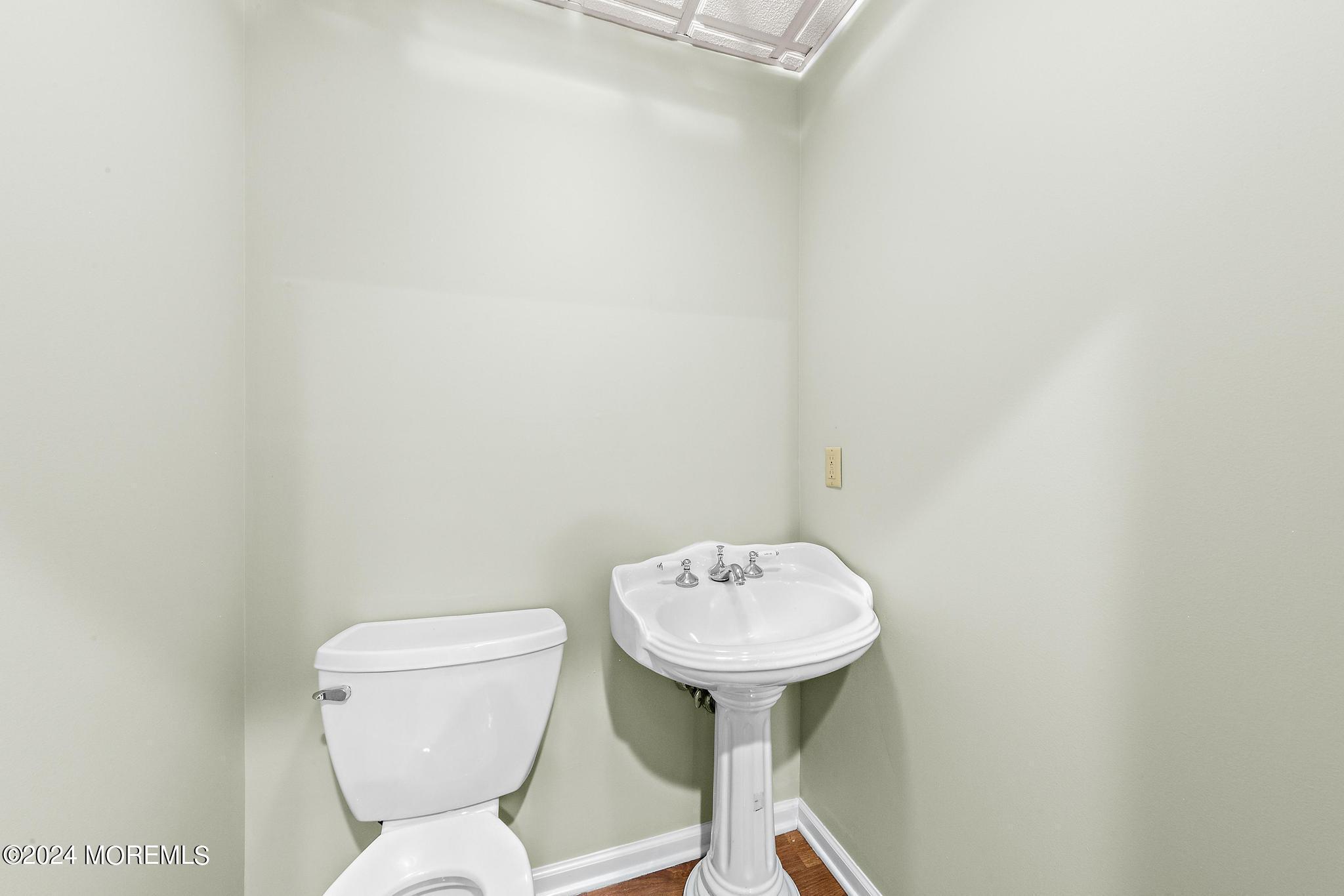 Photo of 188 Bergen Place, Red Bank NJ 07701