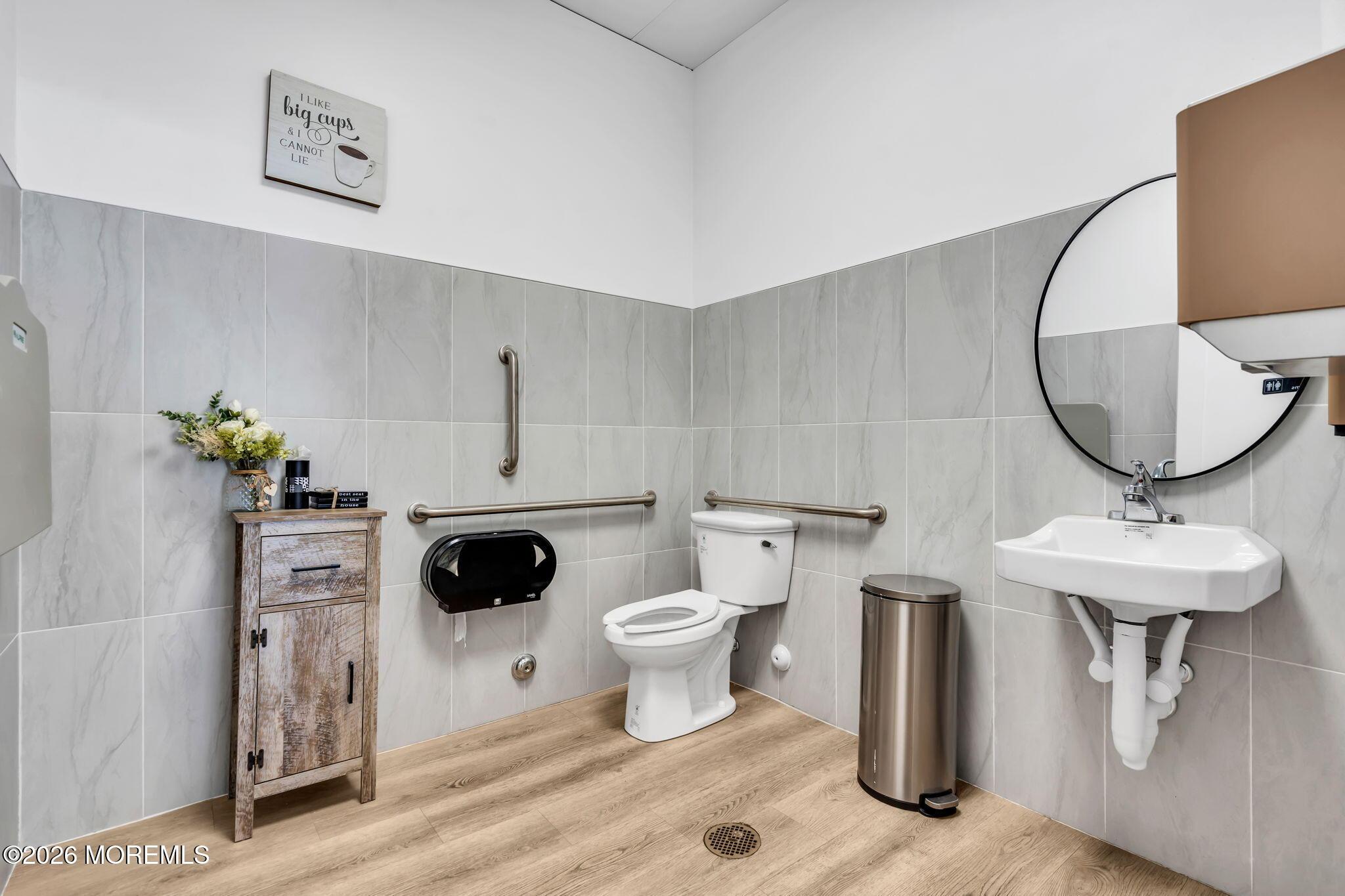 Photo of 1861 35, Wall NJ 07719