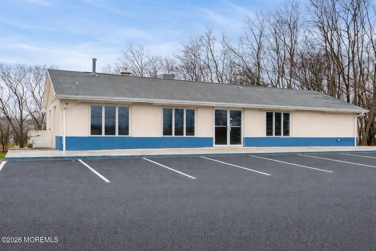Photo of 320 State Route 33, Manalapan NJ 07726