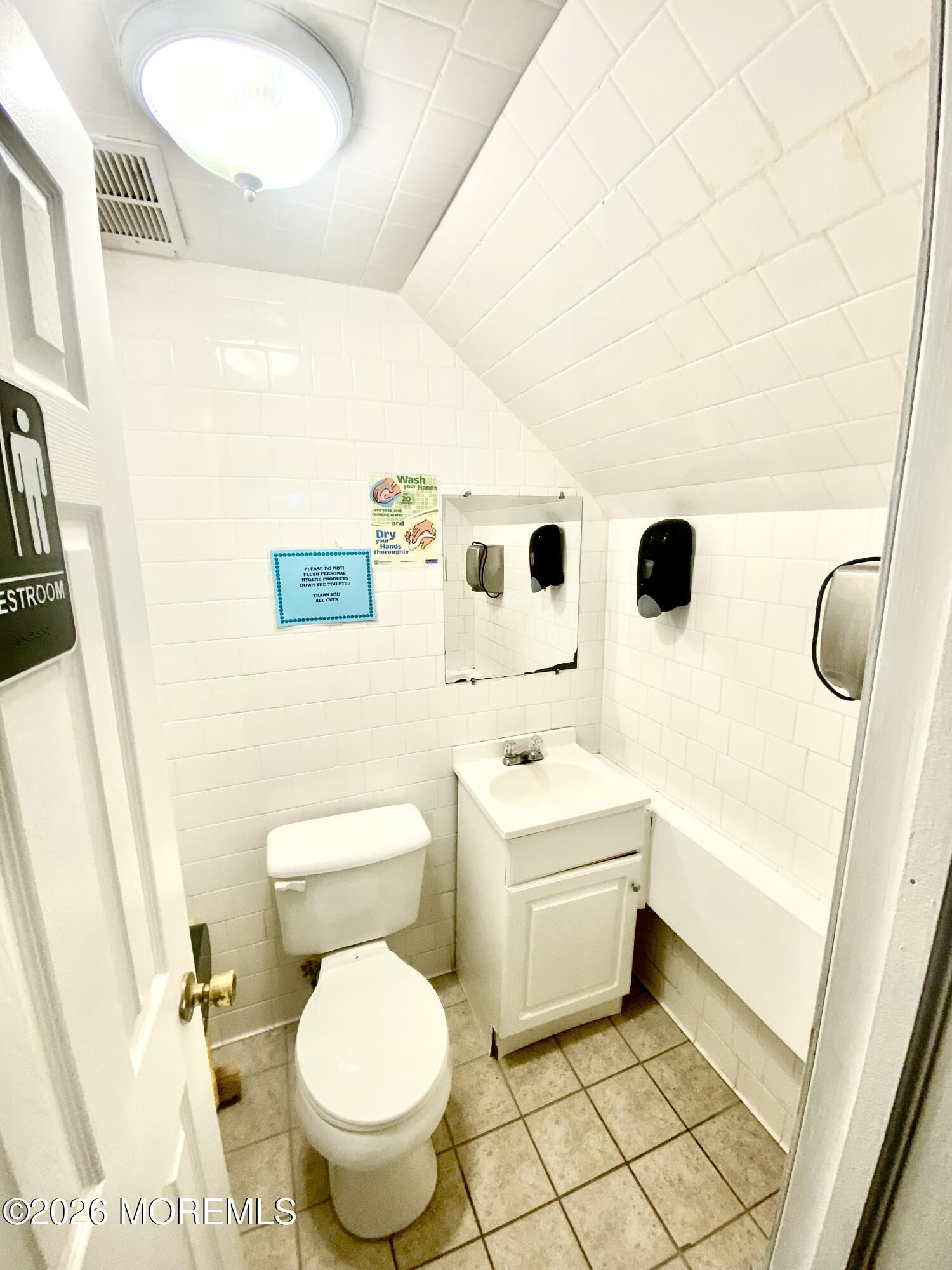 Photo of 1303 Beaver Dam Road Unit A, Point Pleasant NJ 08742