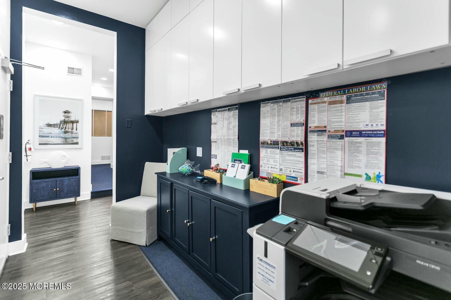 Free Printing, Scanning, Copier and Fax Services (100 printed and/or copied pages per month)