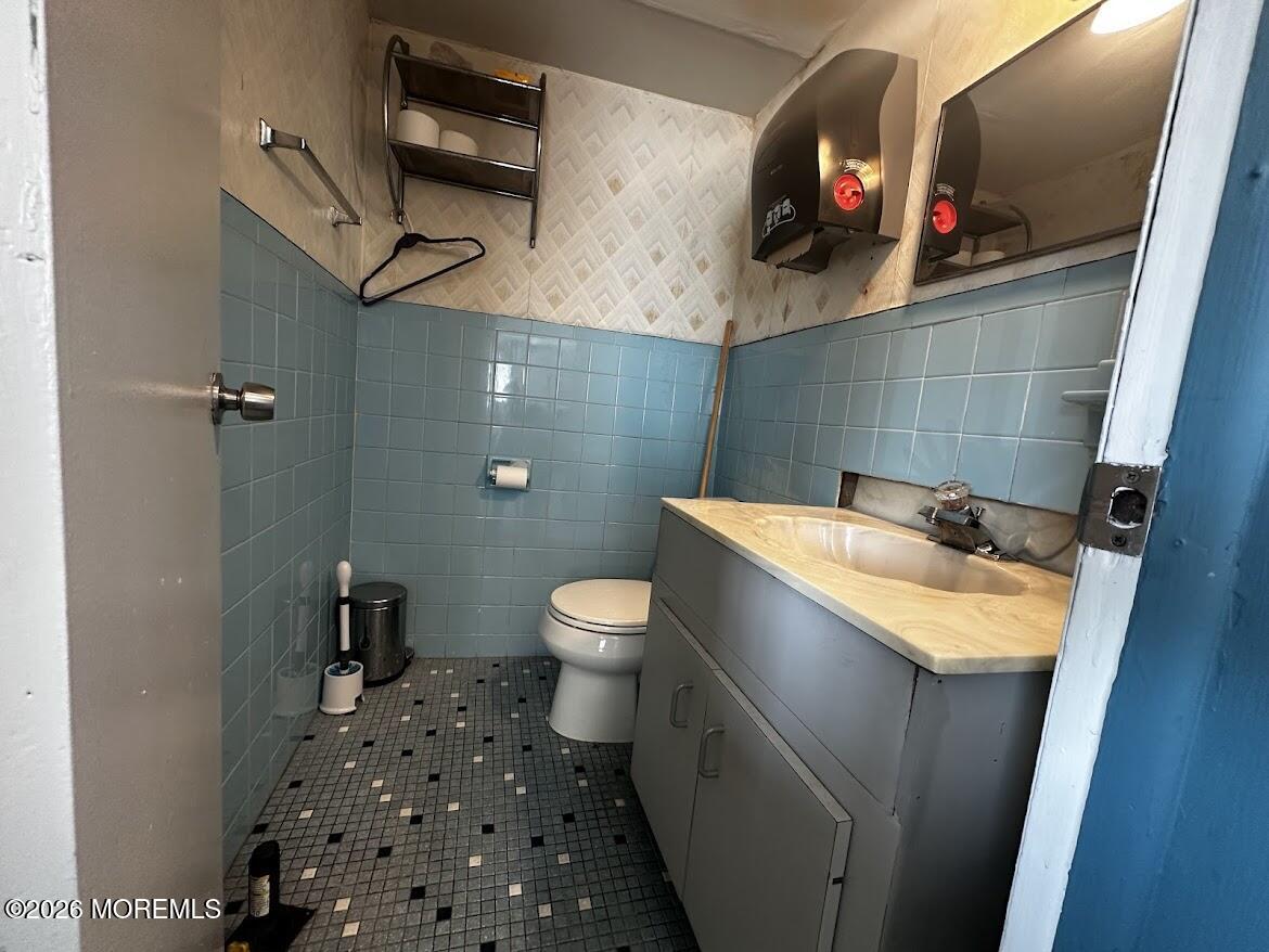 Photo of 440 Highway 35, Neptune Township NJ 07753