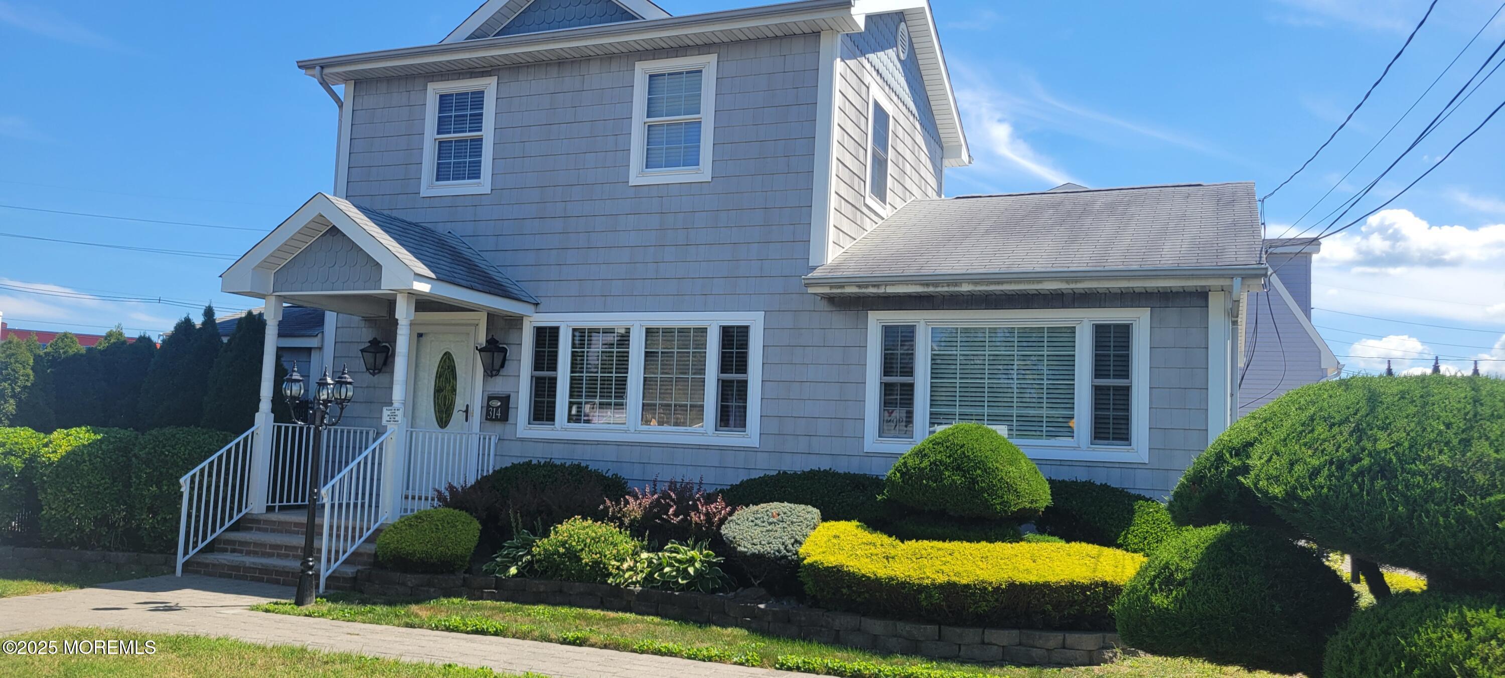 Image of 314 Maple Place, Keyport NJ 07735