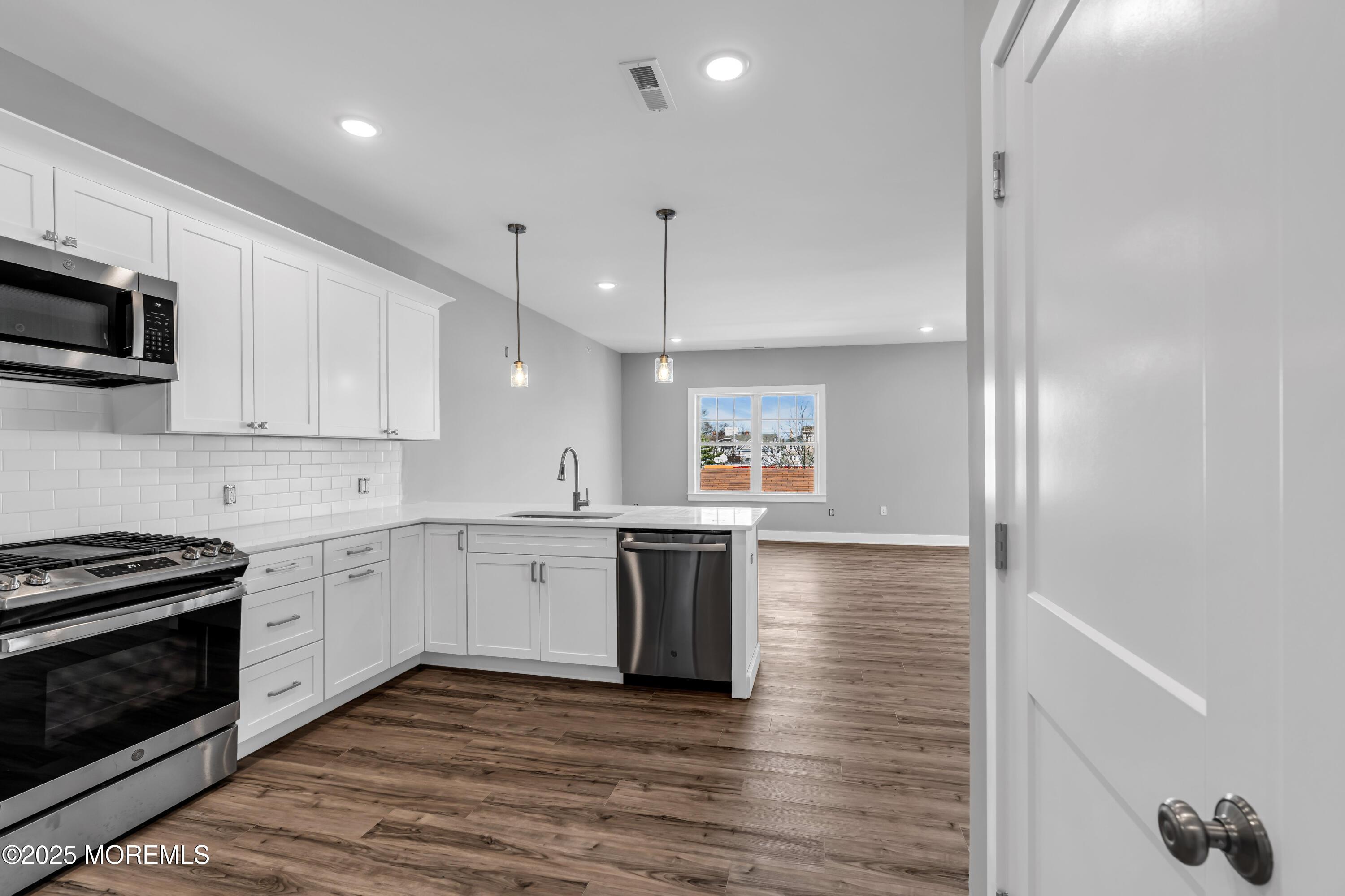 Photo of 33 Union Avenue, Manasquan NJ 08736