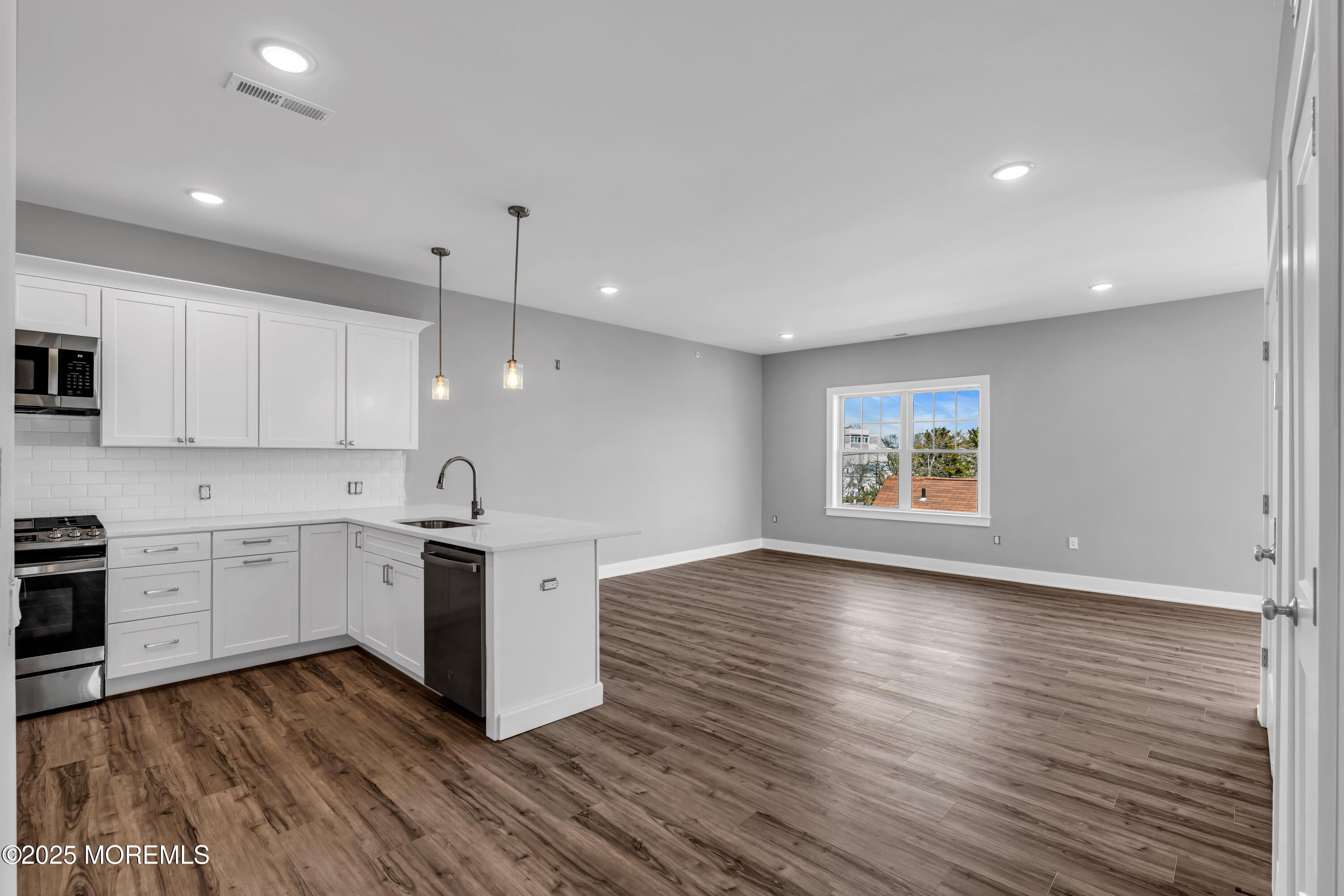 Photo of 33 Union Avenue, Manasquan NJ 08736