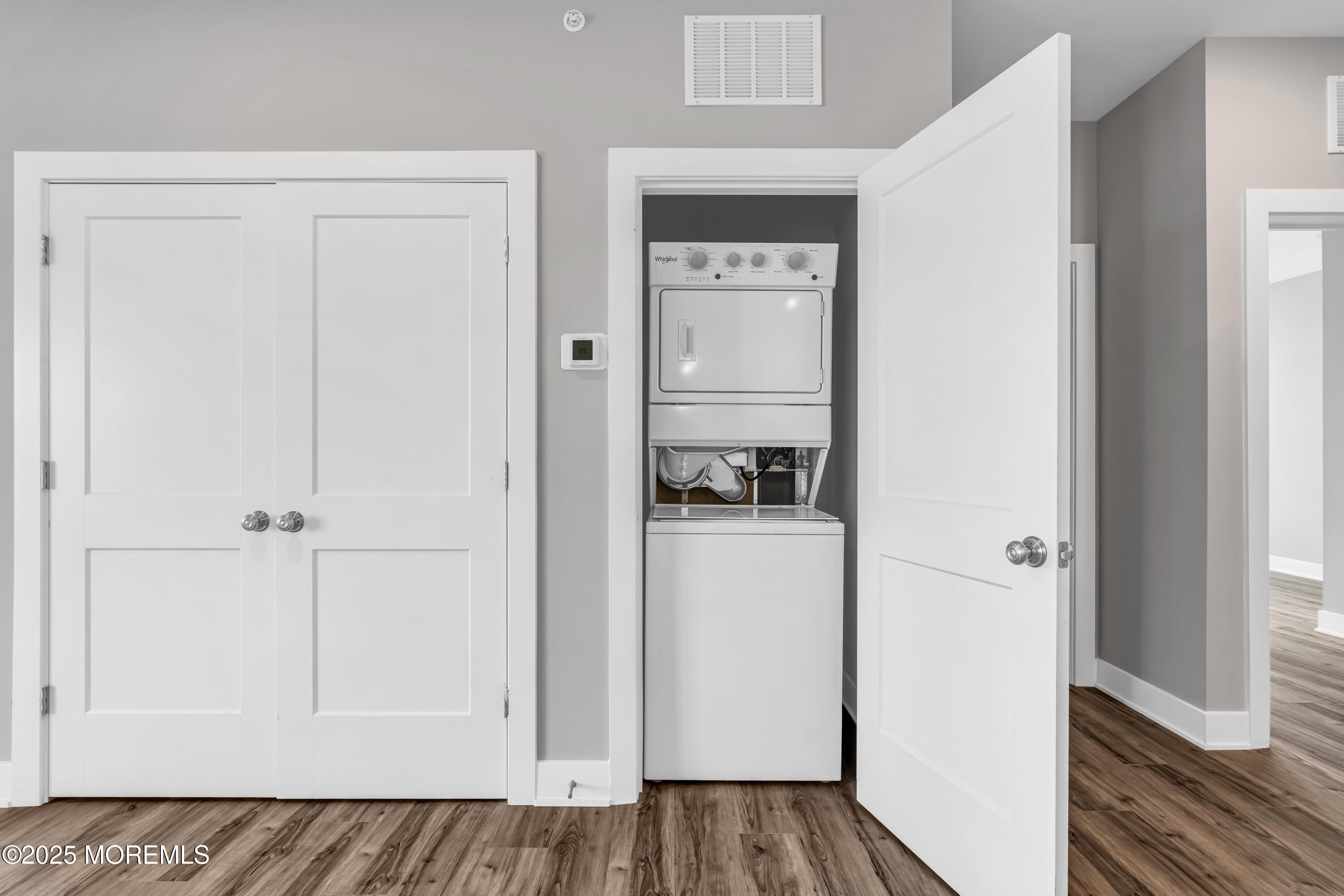Stackable Washer & Dryer