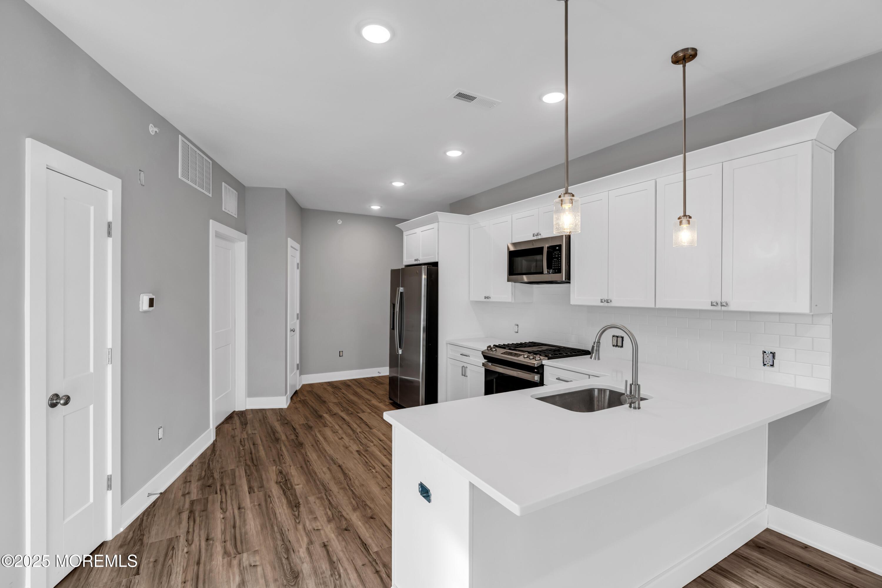 Photo of 33 Union Avenue, Manasquan NJ 08736