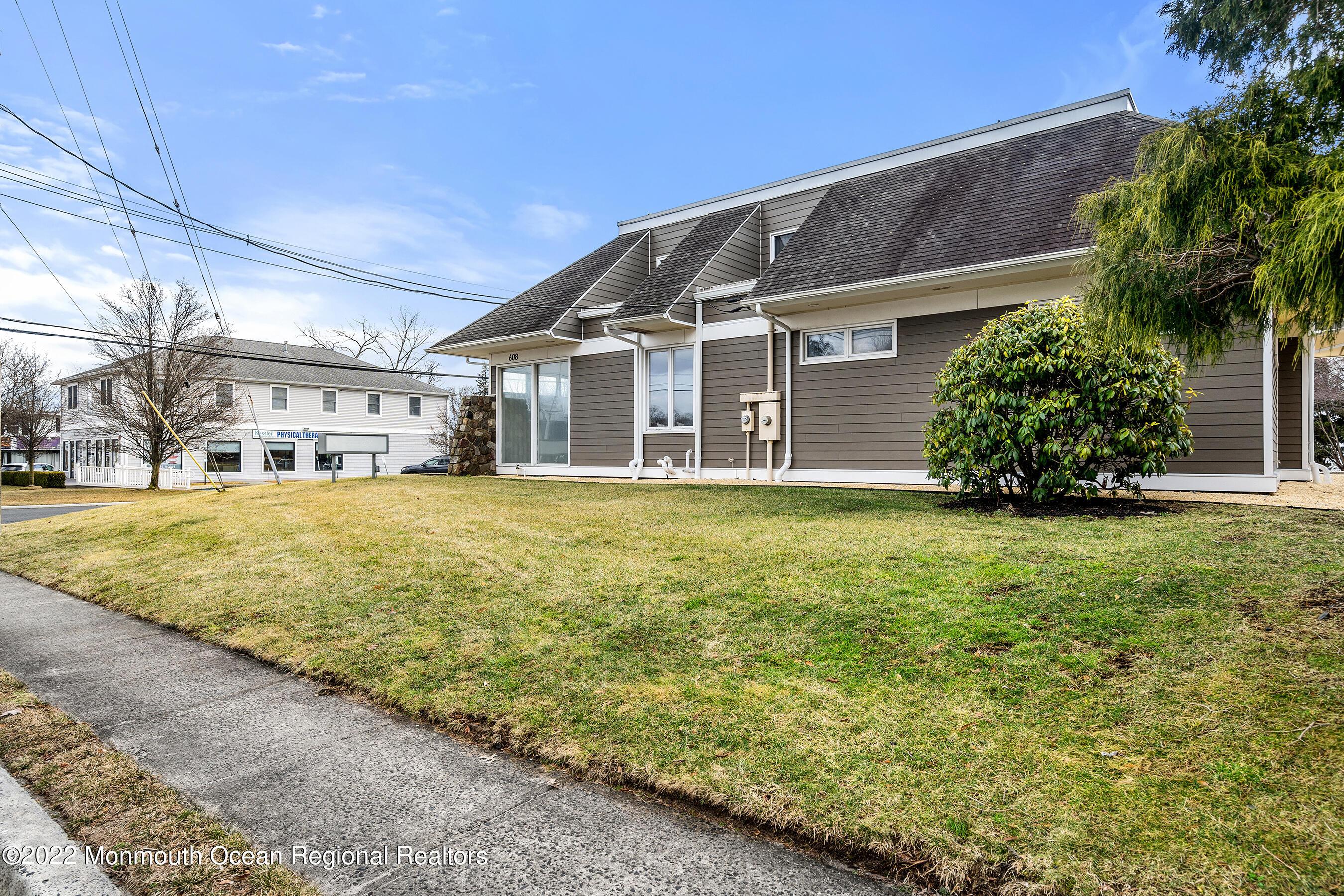 Photo of 608 Union Avenue, Brielle NJ 08730