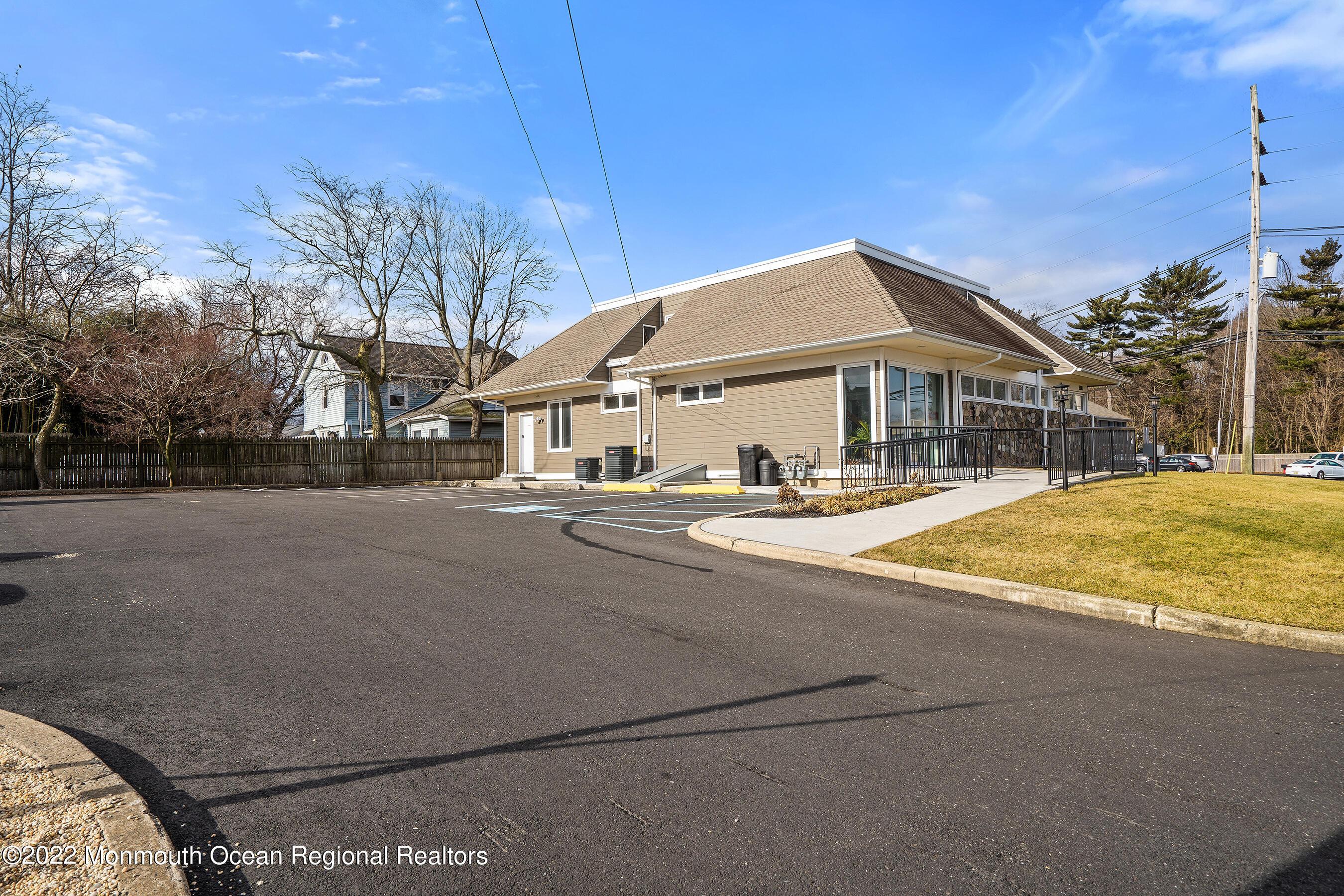 Photo of 608 Union Avenue, Brielle NJ 08730