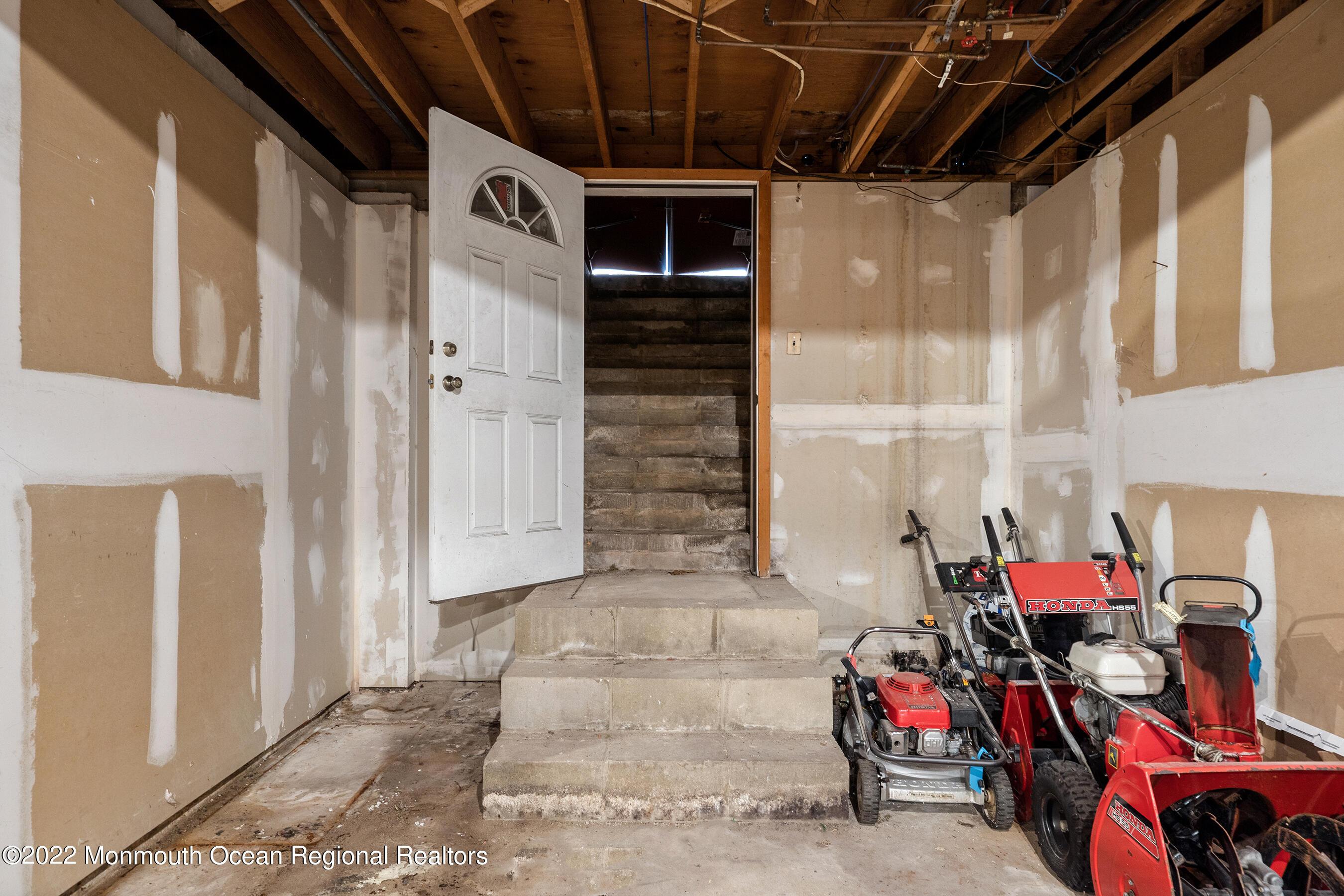 Photo of 608 Union Avenue, Brielle NJ 08730