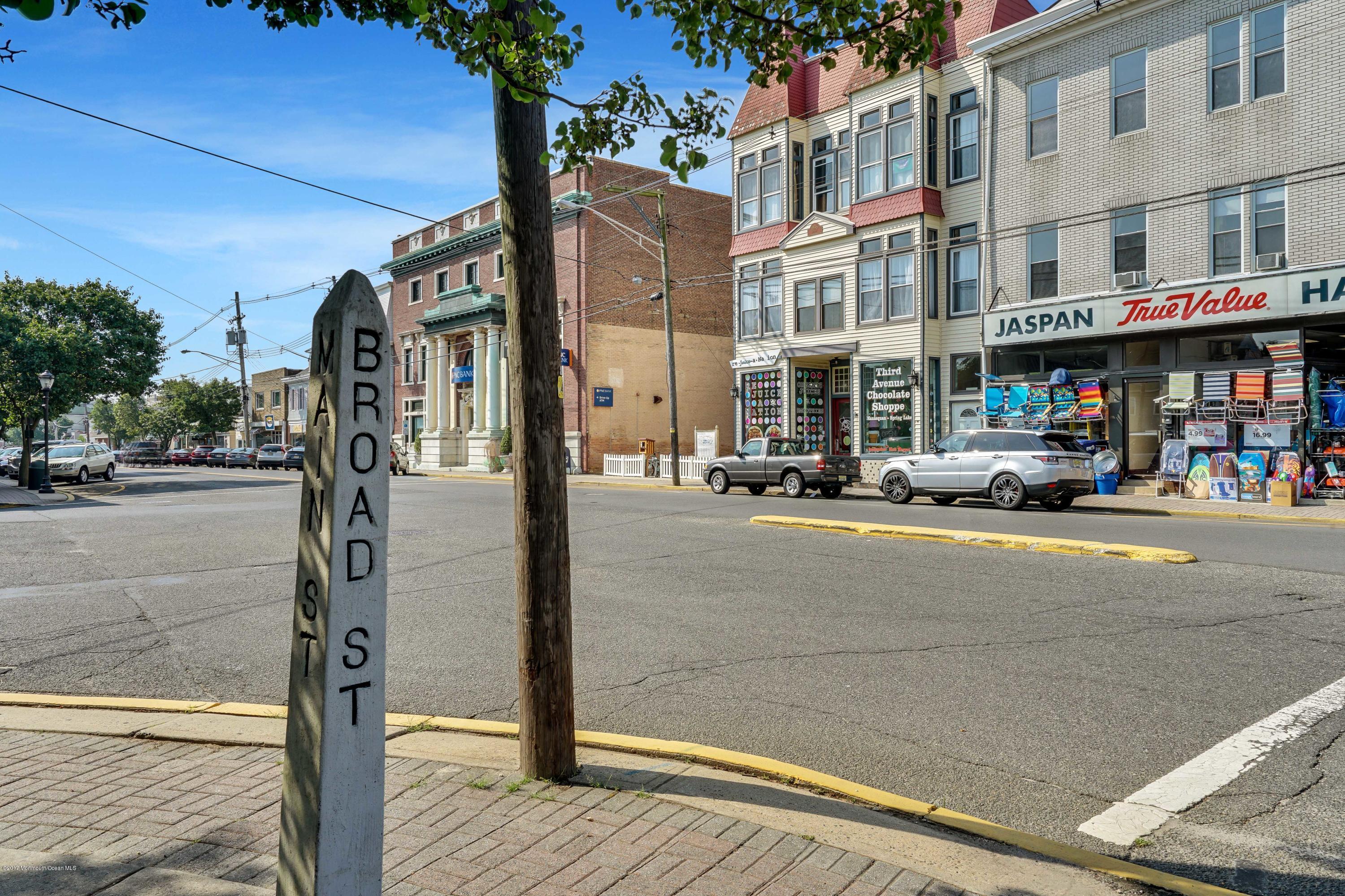 Photo of 86 Main Street, Manasquan NJ 08736