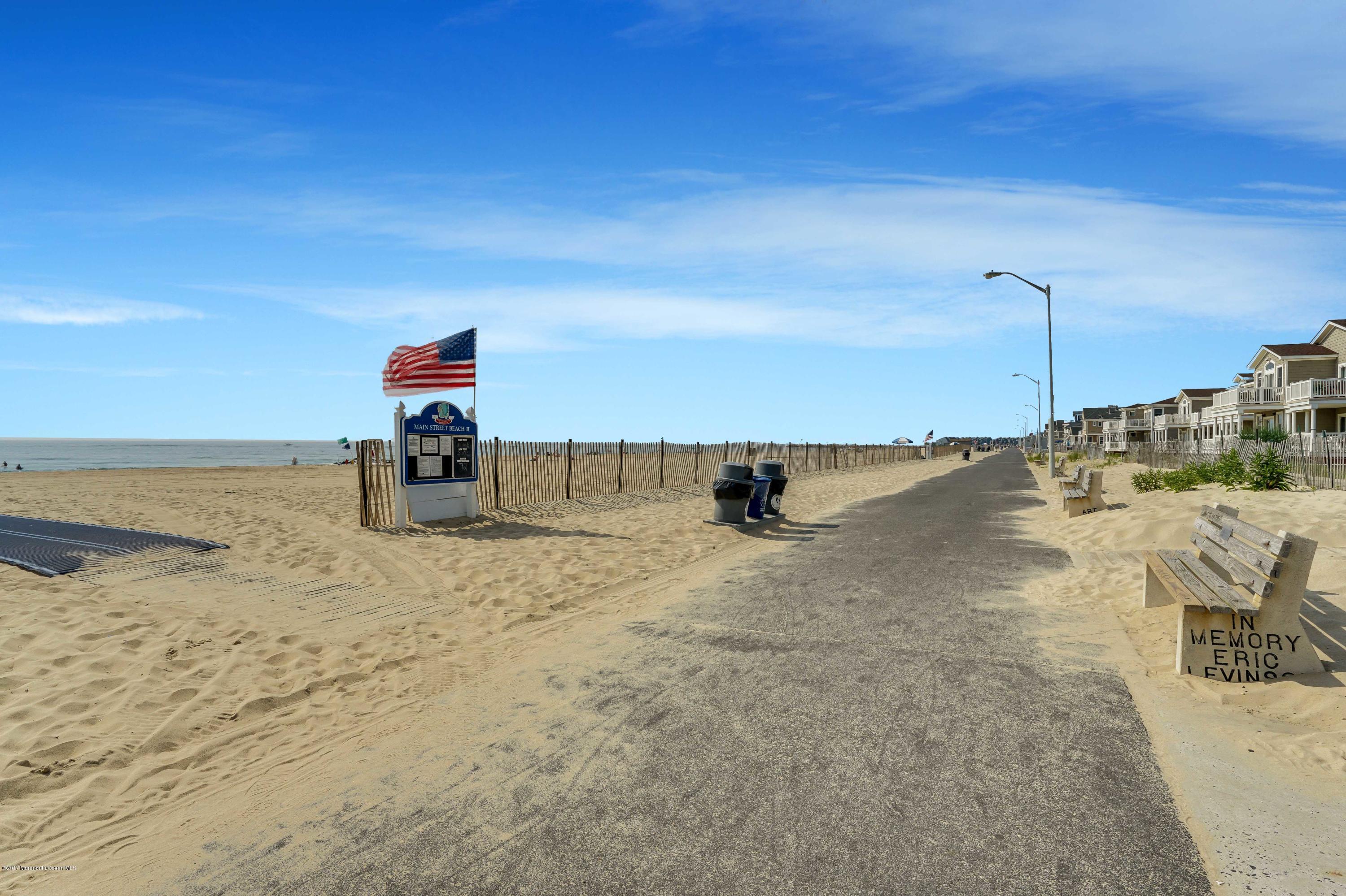 Photo of 86 Main Street, Manasquan NJ 08736