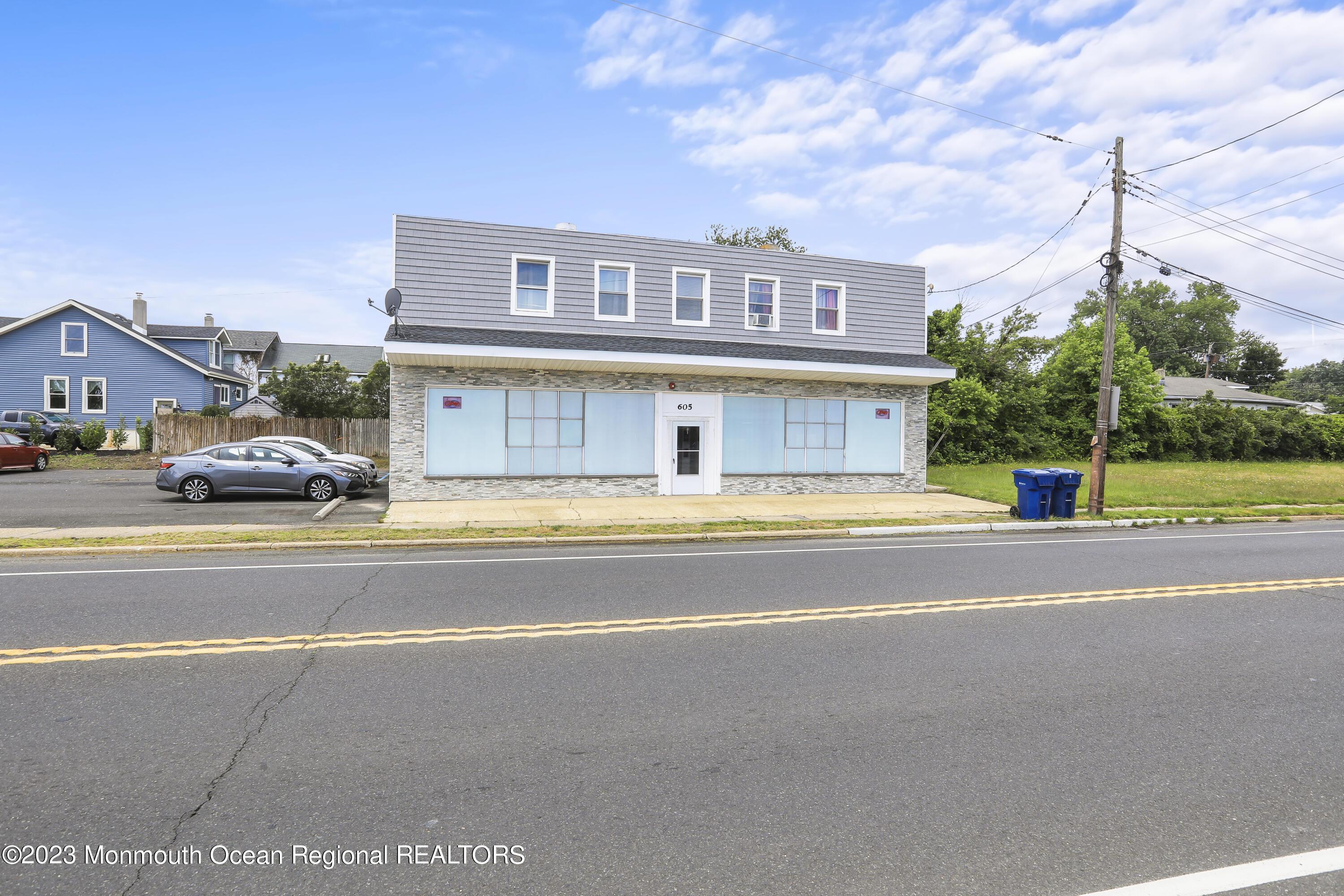Photo of 605 State Route 35, Neptune Township NJ 07753