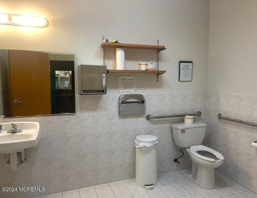 Photo of 11 Cindy Lane suite 6, Ocean Twp NJ 07712