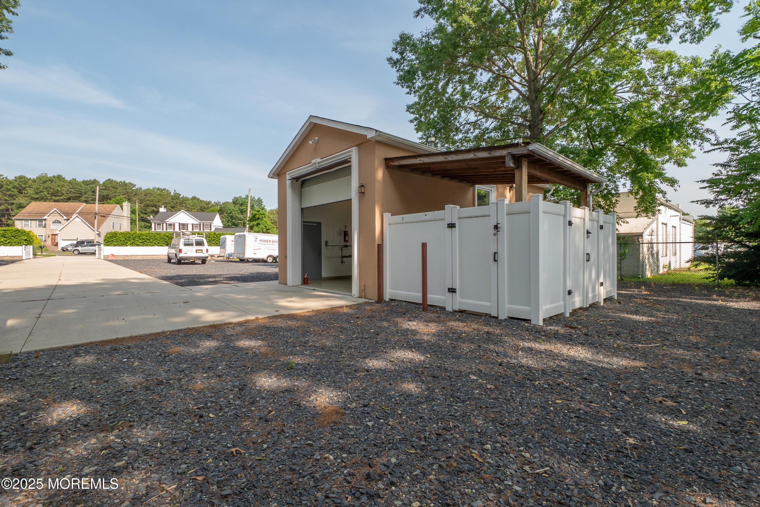 Photo of 33 Bordentown Trail, Jamesburg NJ 08831