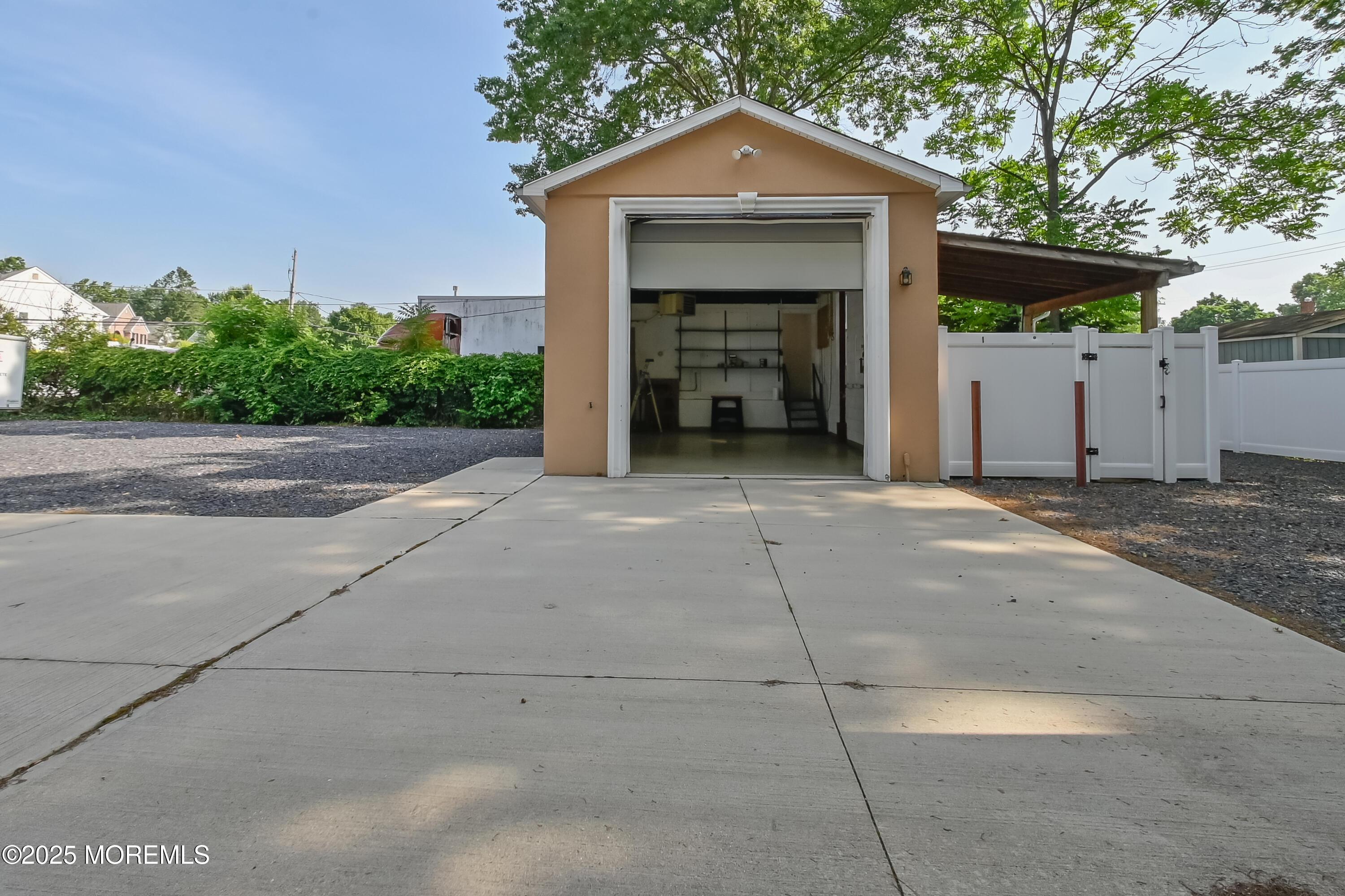 Photo of 33 Bordentown Trail, Jamesburg NJ 08831