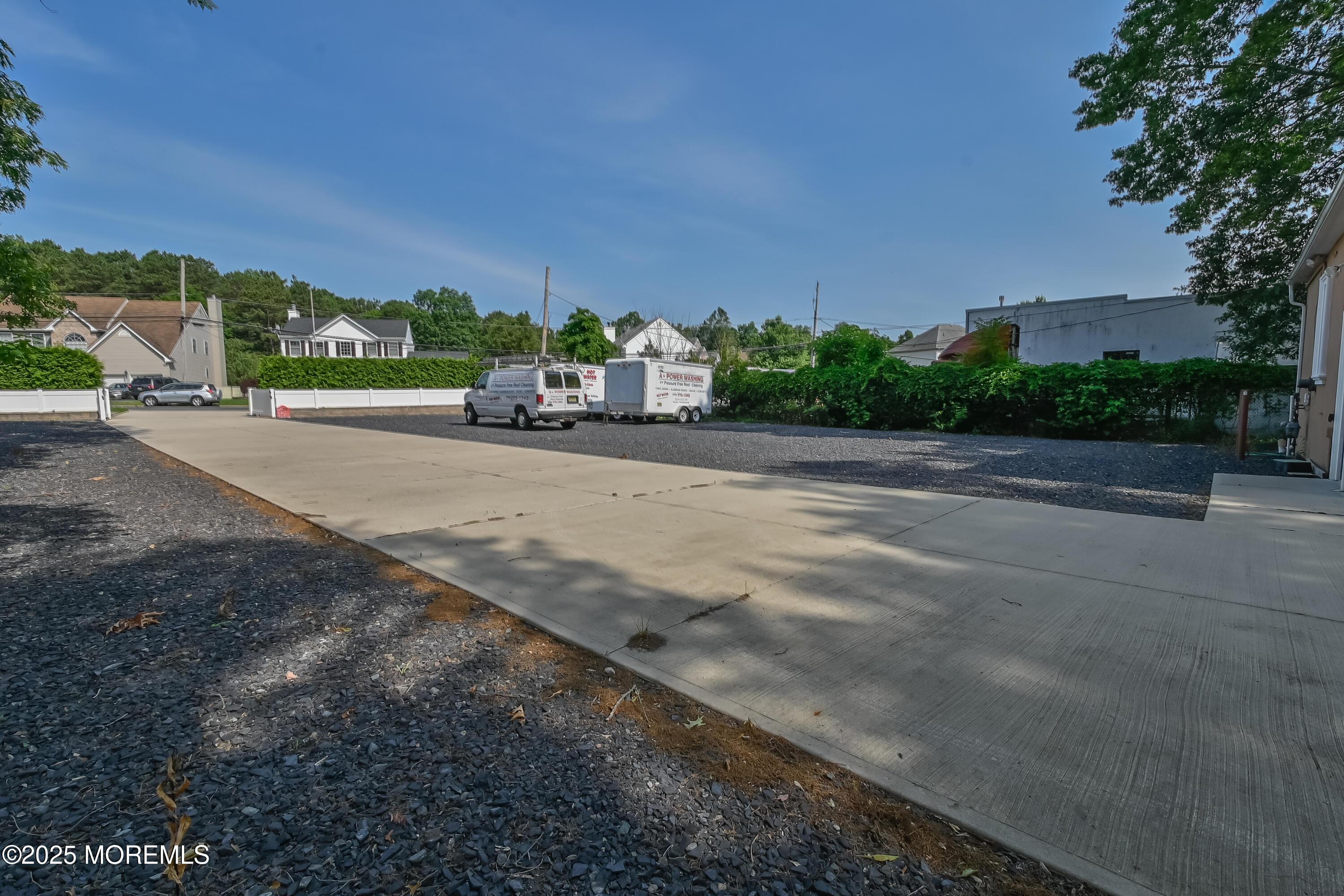 Photo of 33 Bordentown Trail, Jamesburg NJ 08831