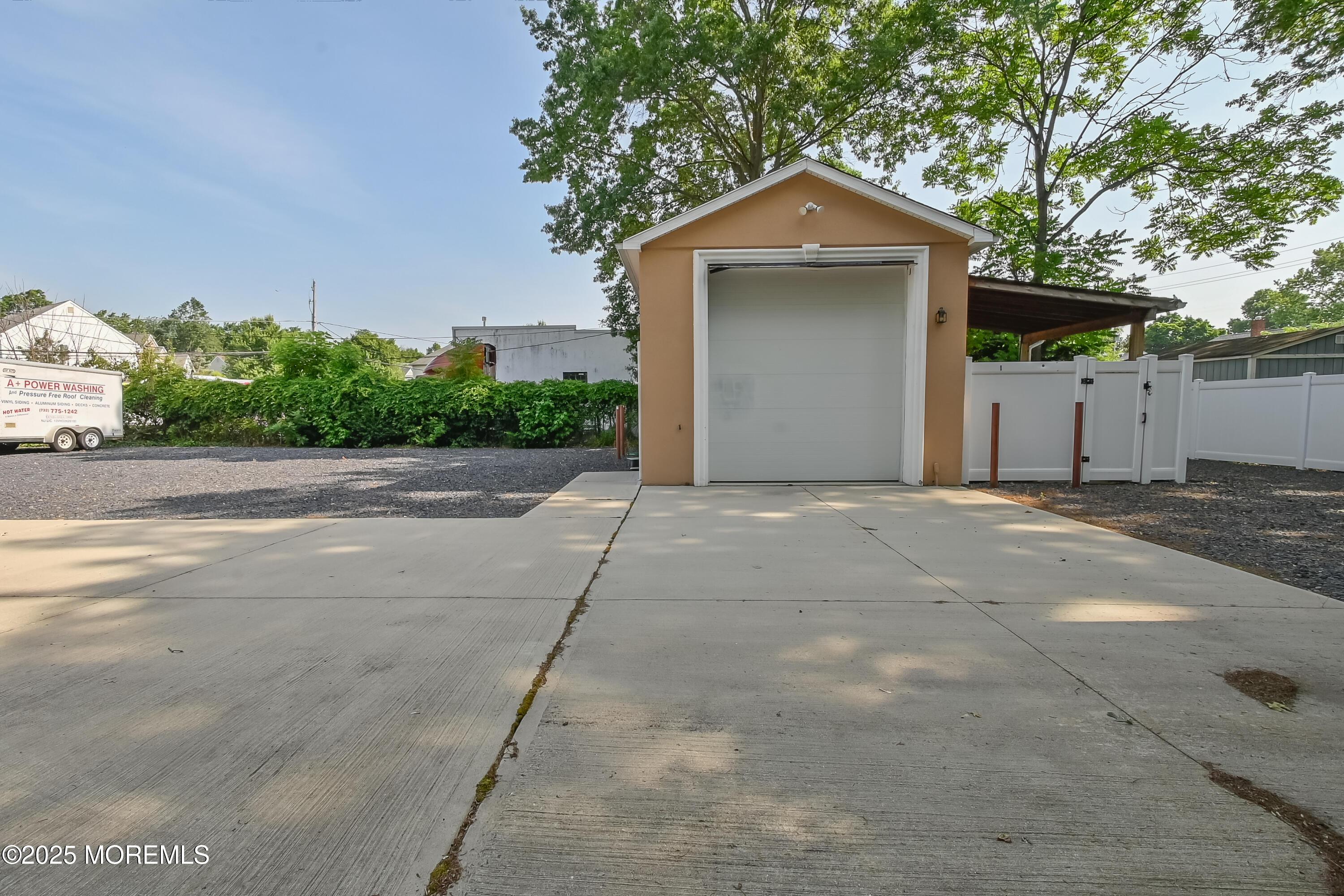 Photo of 33 Bordentown Trail, Jamesburg NJ 08831
