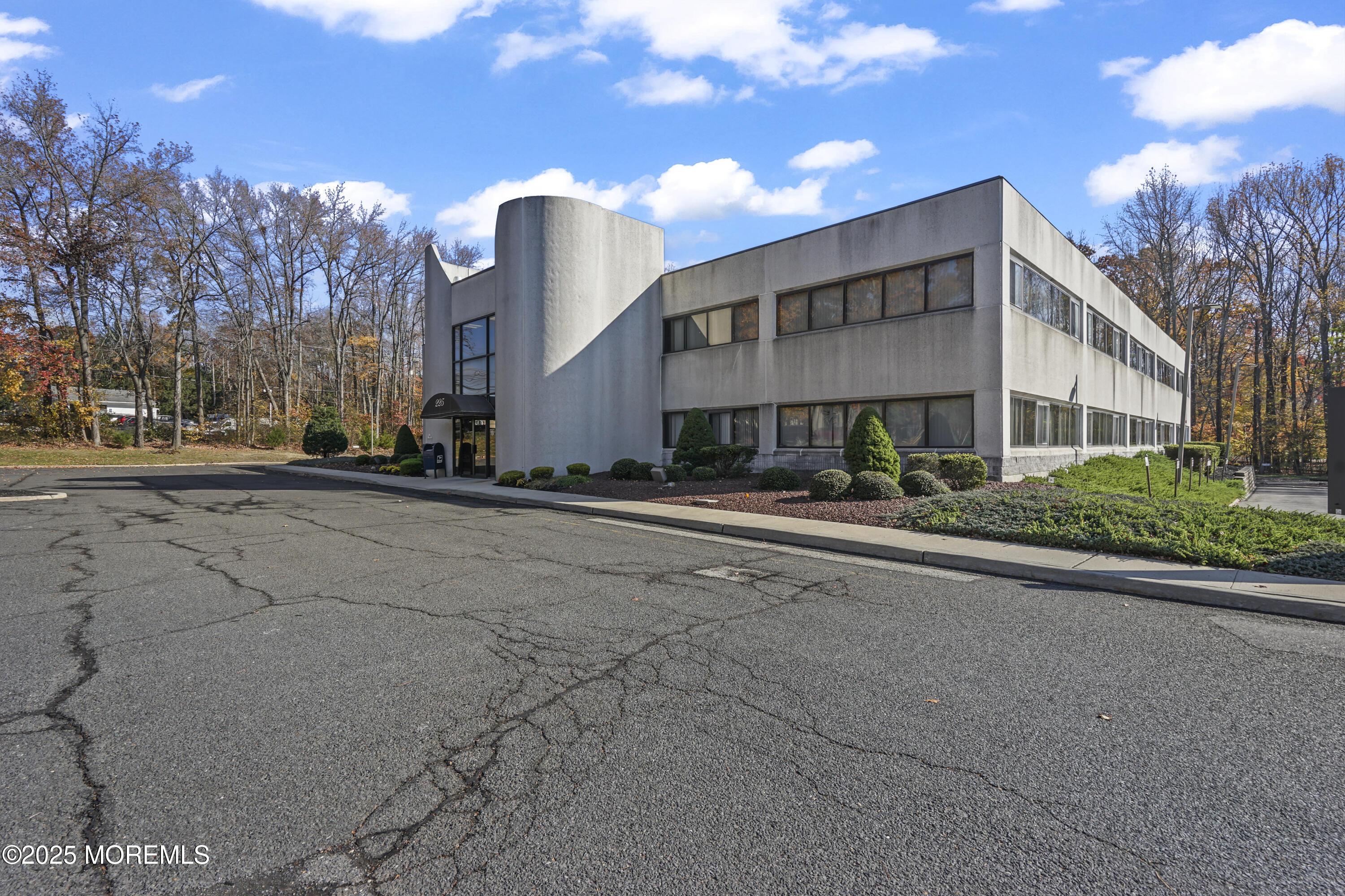 Photo of 225 Gordons Corner Road 2J, Manalapan NJ 07726