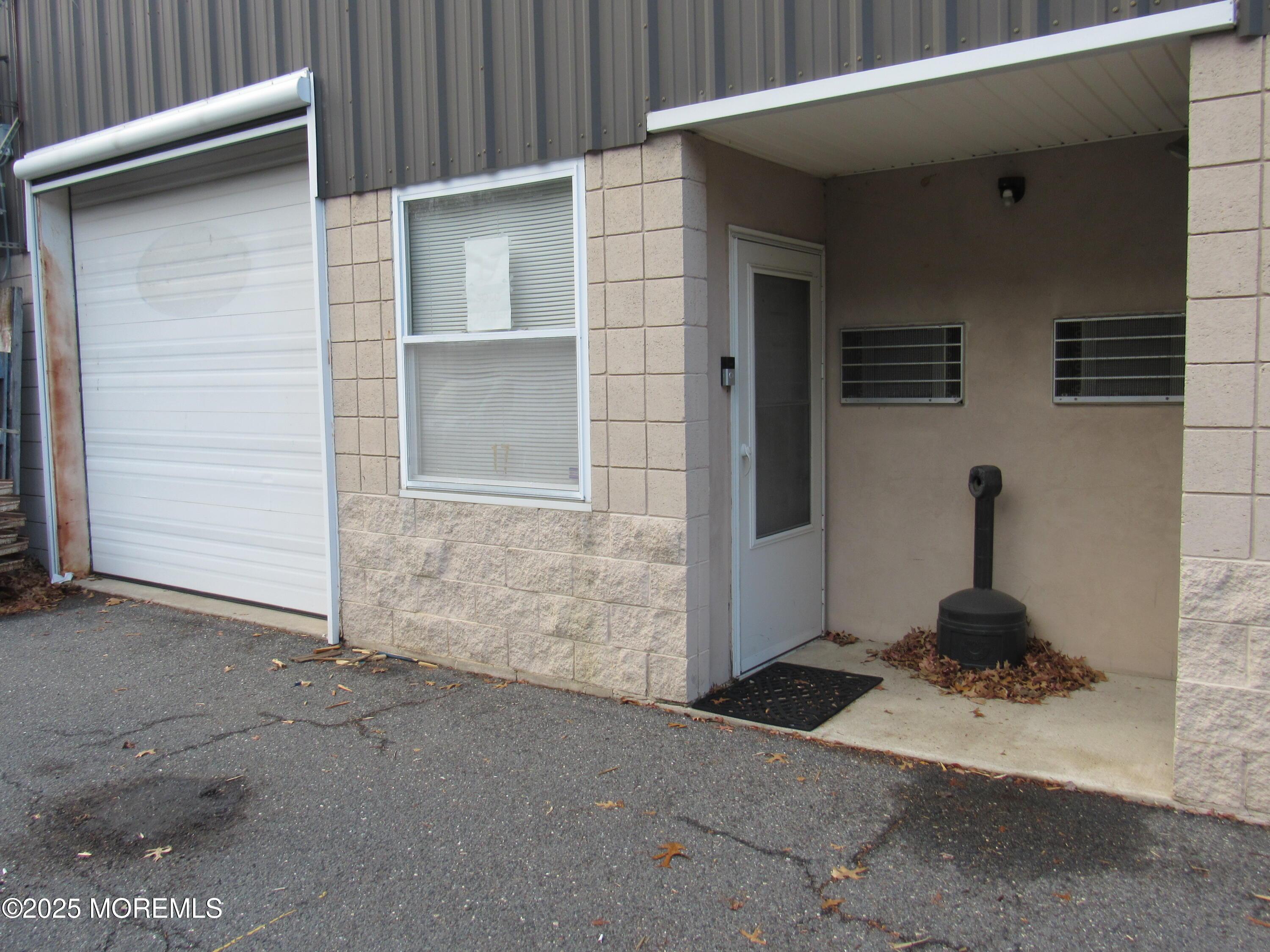 Photo of 77 Pension Hill Road 17, Manalapan NJ 07726