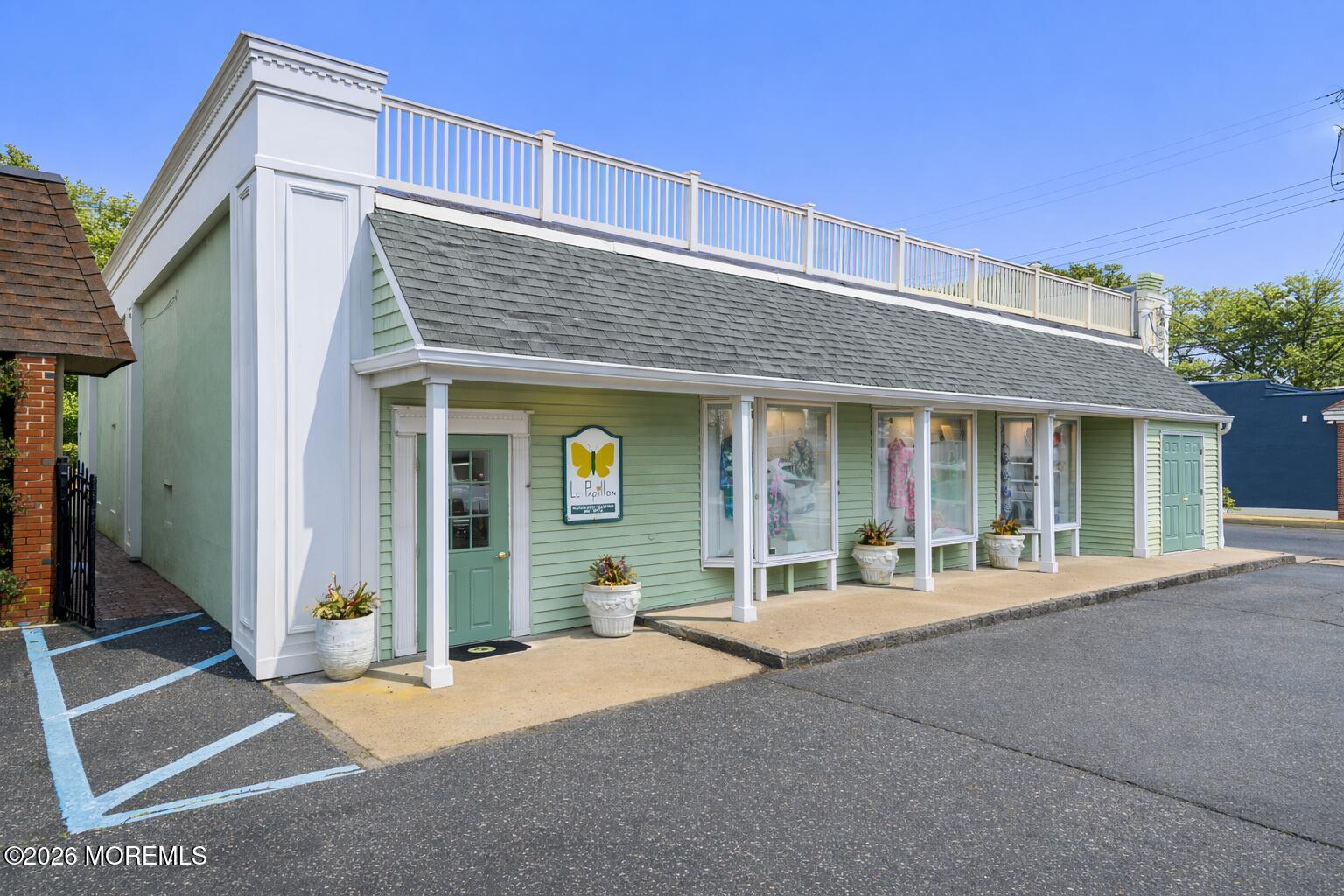 Photo of 7 River Road, Rumson NJ 07760
