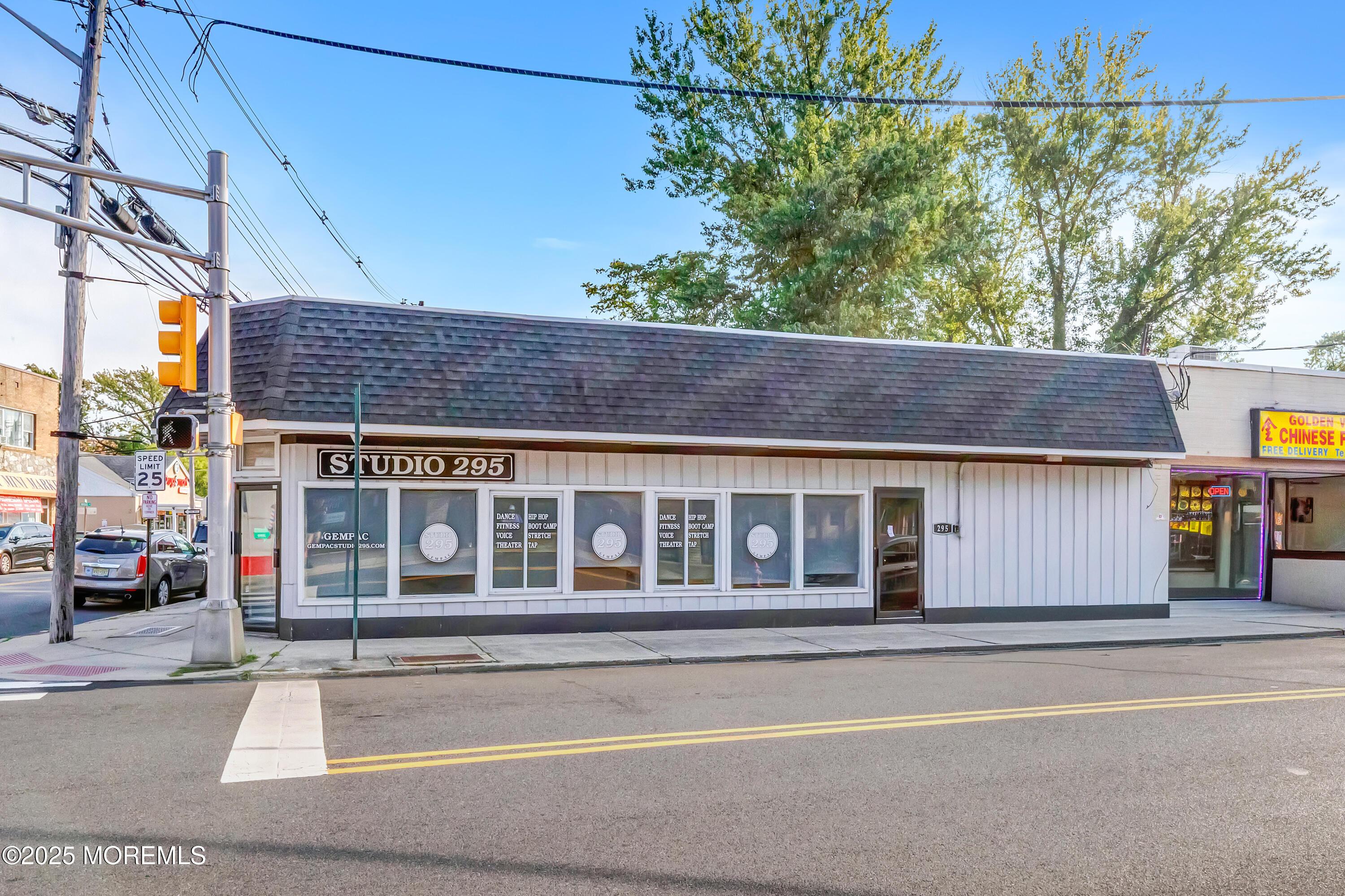 Photo of 295 Main Street, Keansburg NJ 07734