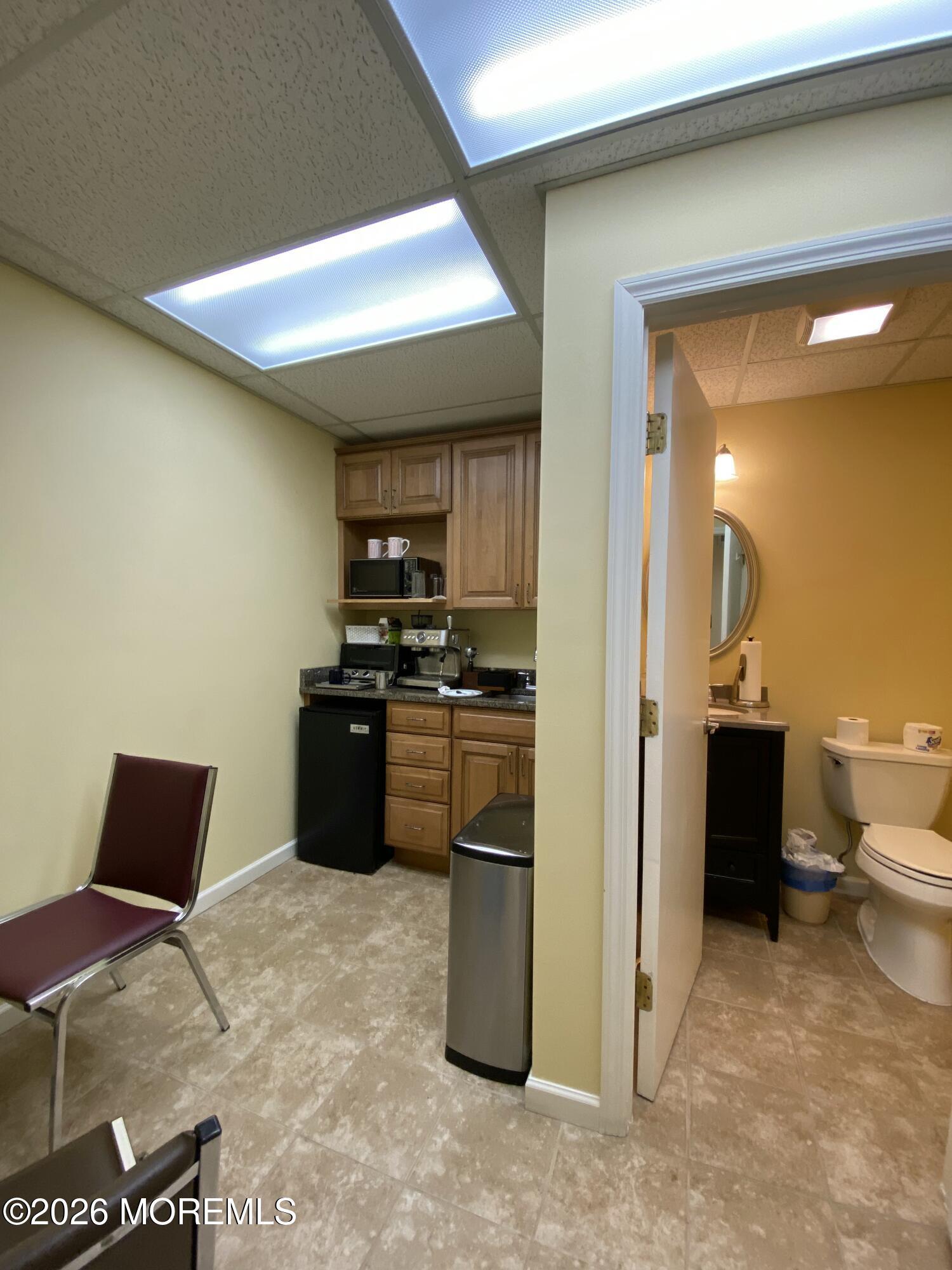 Kitchenette/Bathroom